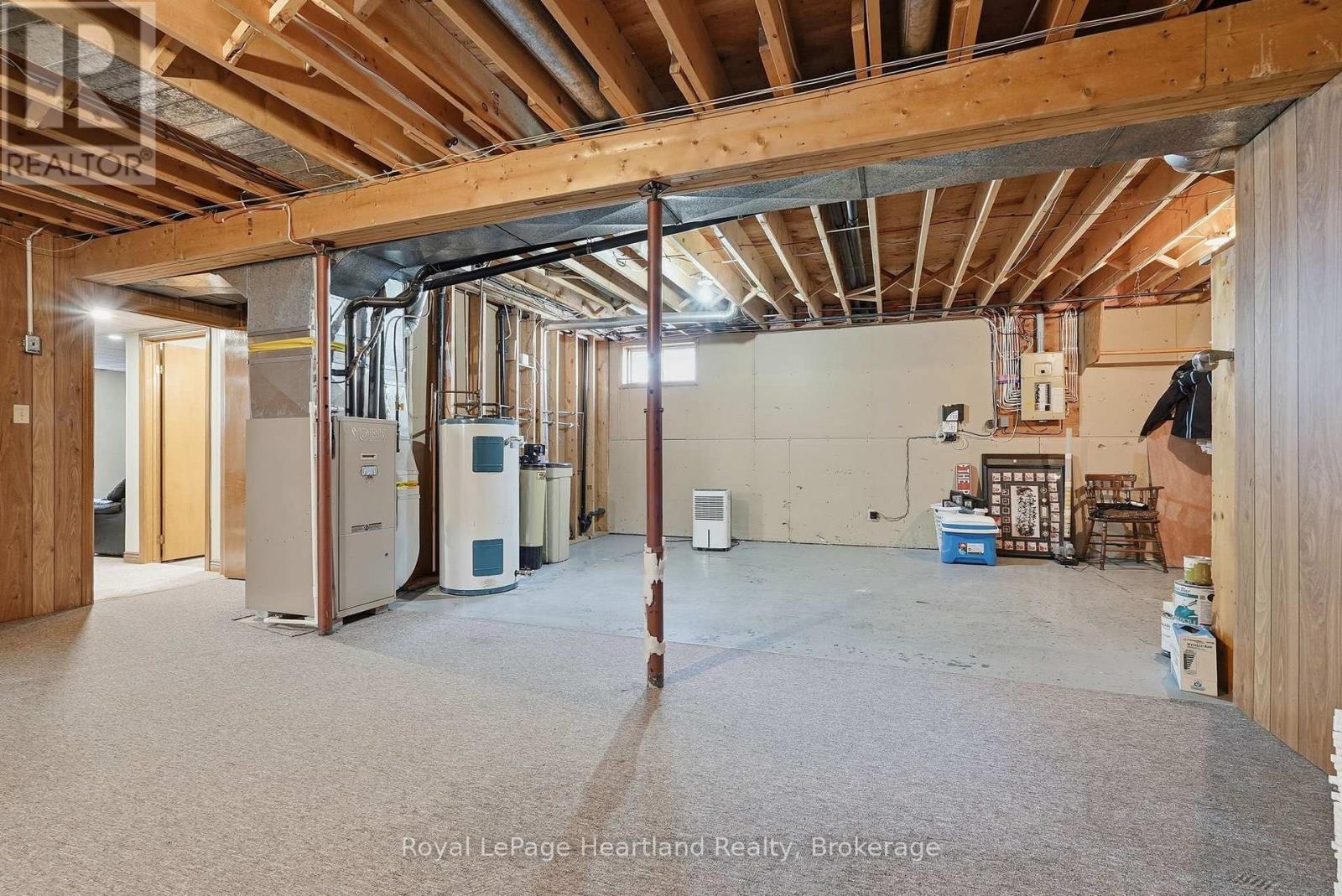 350 Edward Street, North Huron, Ontario  N0G 2W0 - Photo 32 - X12989022