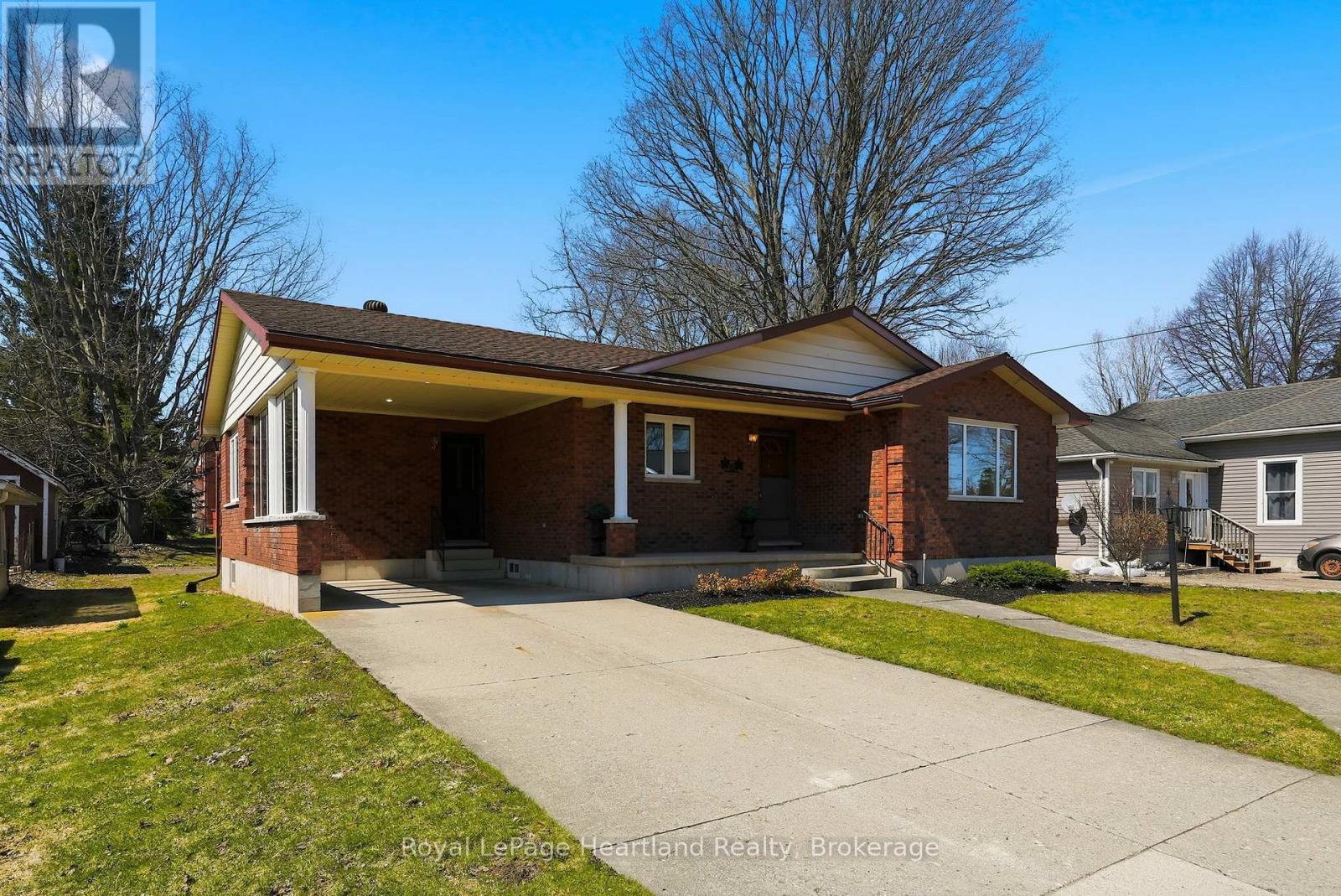 350 Edward Street, North Huron, Ontario  N0G 2W0 - Photo 40 - X12989022