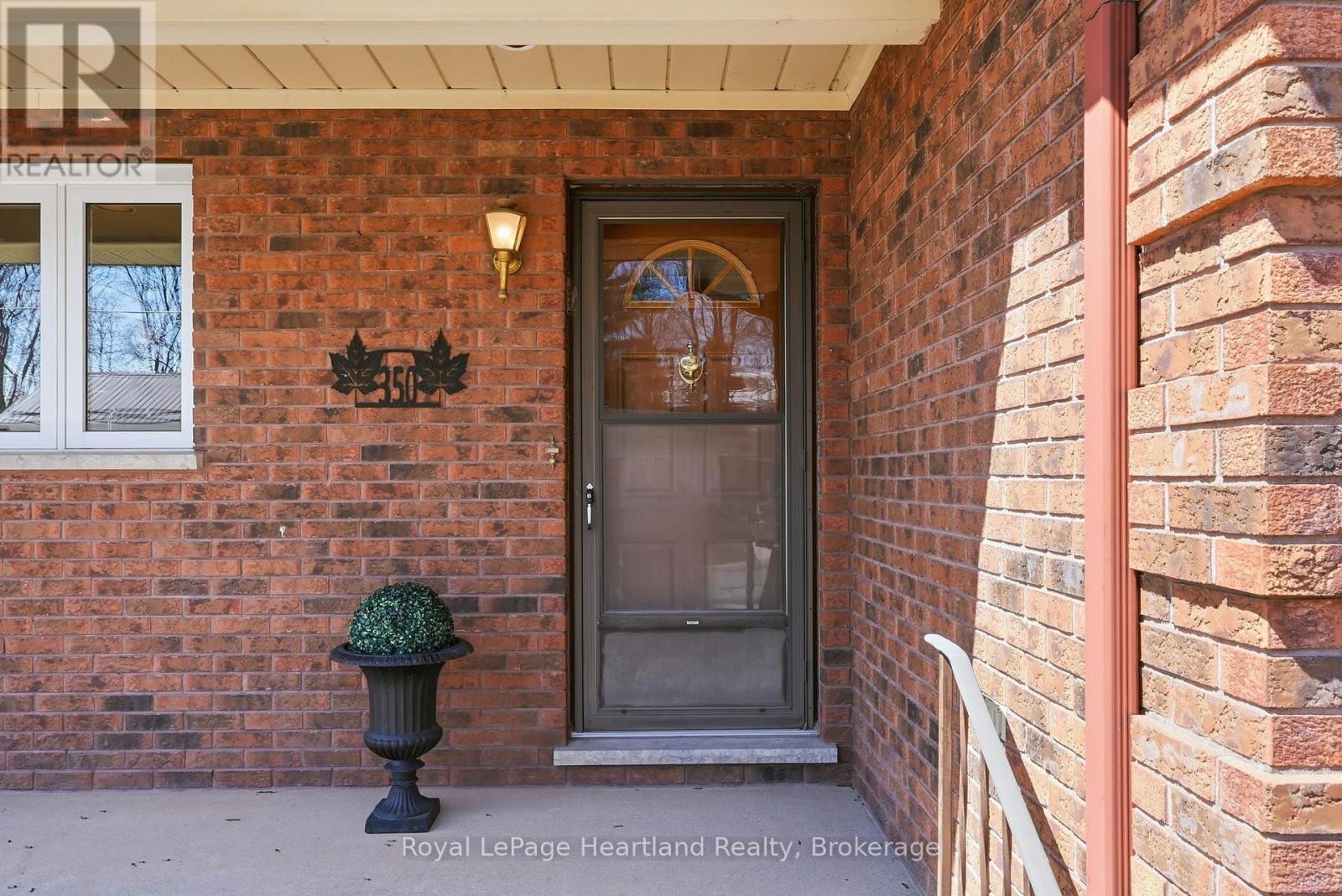 350 Edward Street, North Huron, Ontario  N0G 2W0 - Photo 5 - X12989022