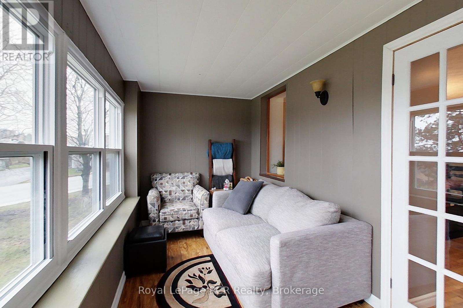 10 Walker Street, Brockton, Ontario N0G 2V0 - Photo 18 - X12989028