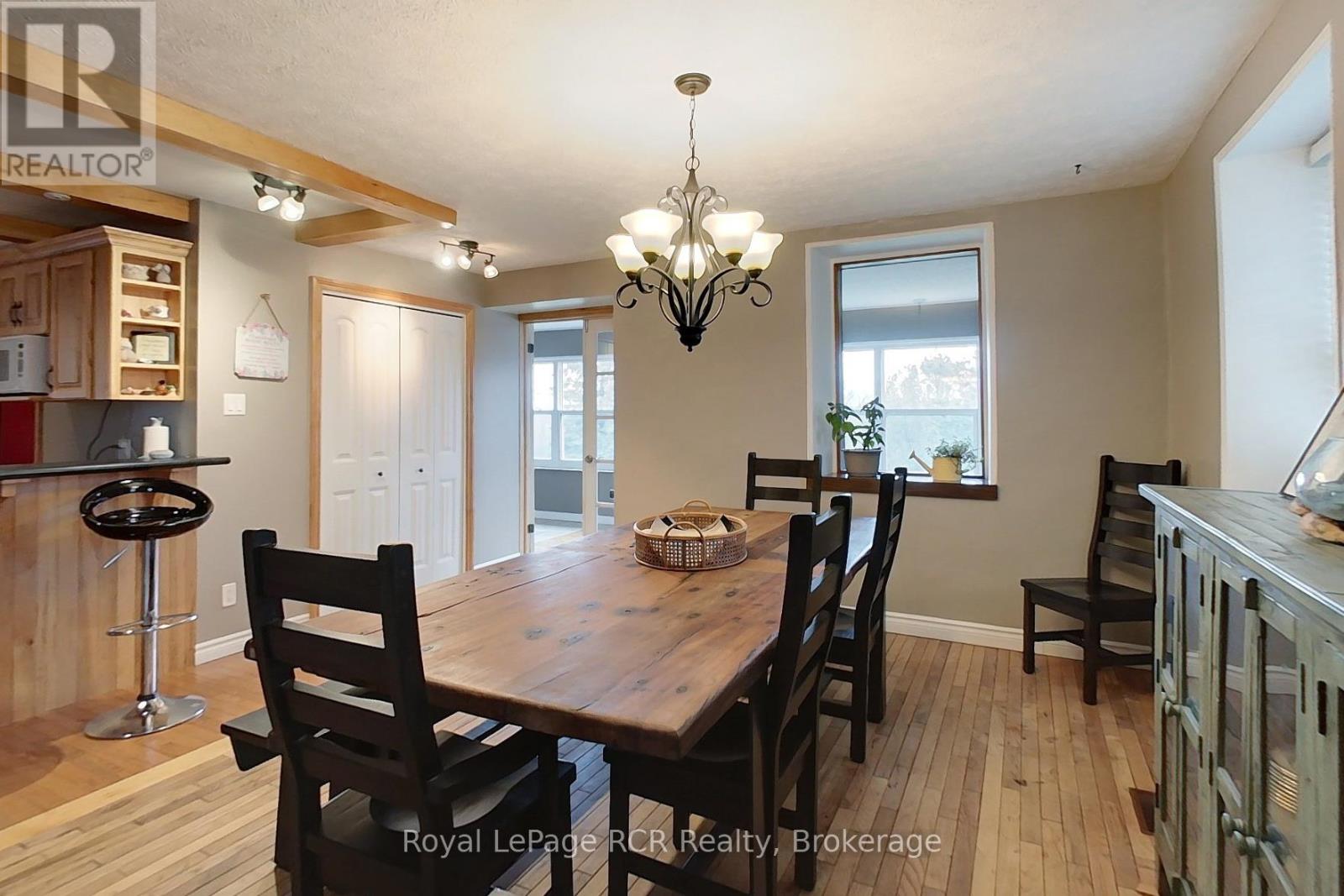 10 Walker Street, Brockton, Ontario N0G 2V0 - Photo 22 - X12989028