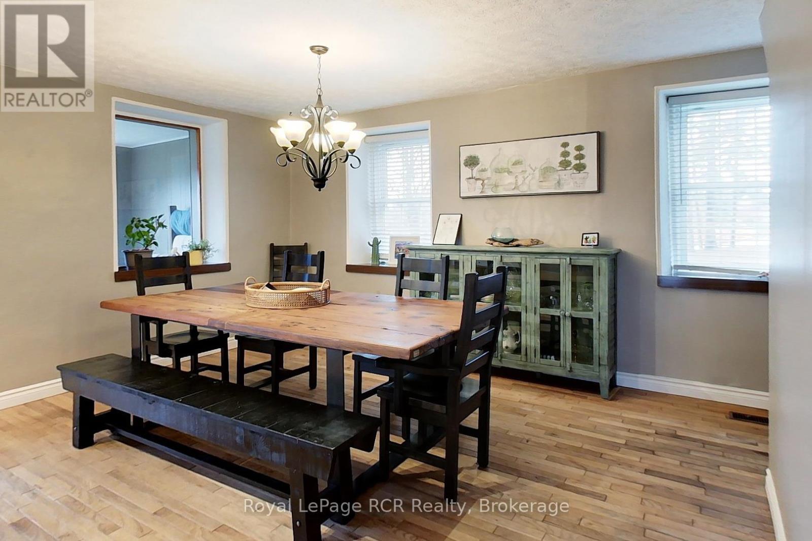 10 Walker Street, Brockton, Ontario N0G 2V0 - Photo 23 - X12989028