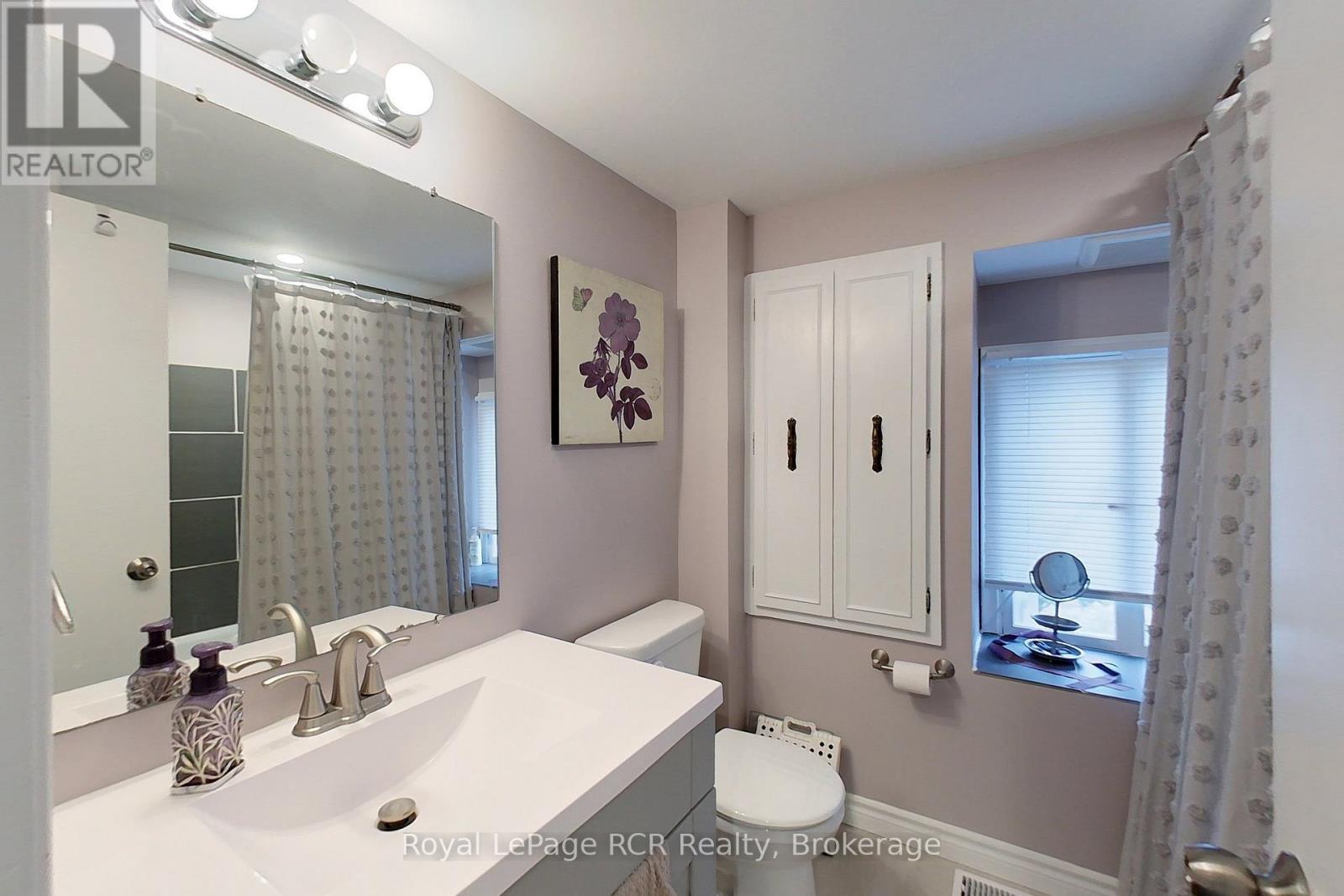 10 Walker Street, Brockton, Ontario N0G 2V0 - Photo 39 - X12989028