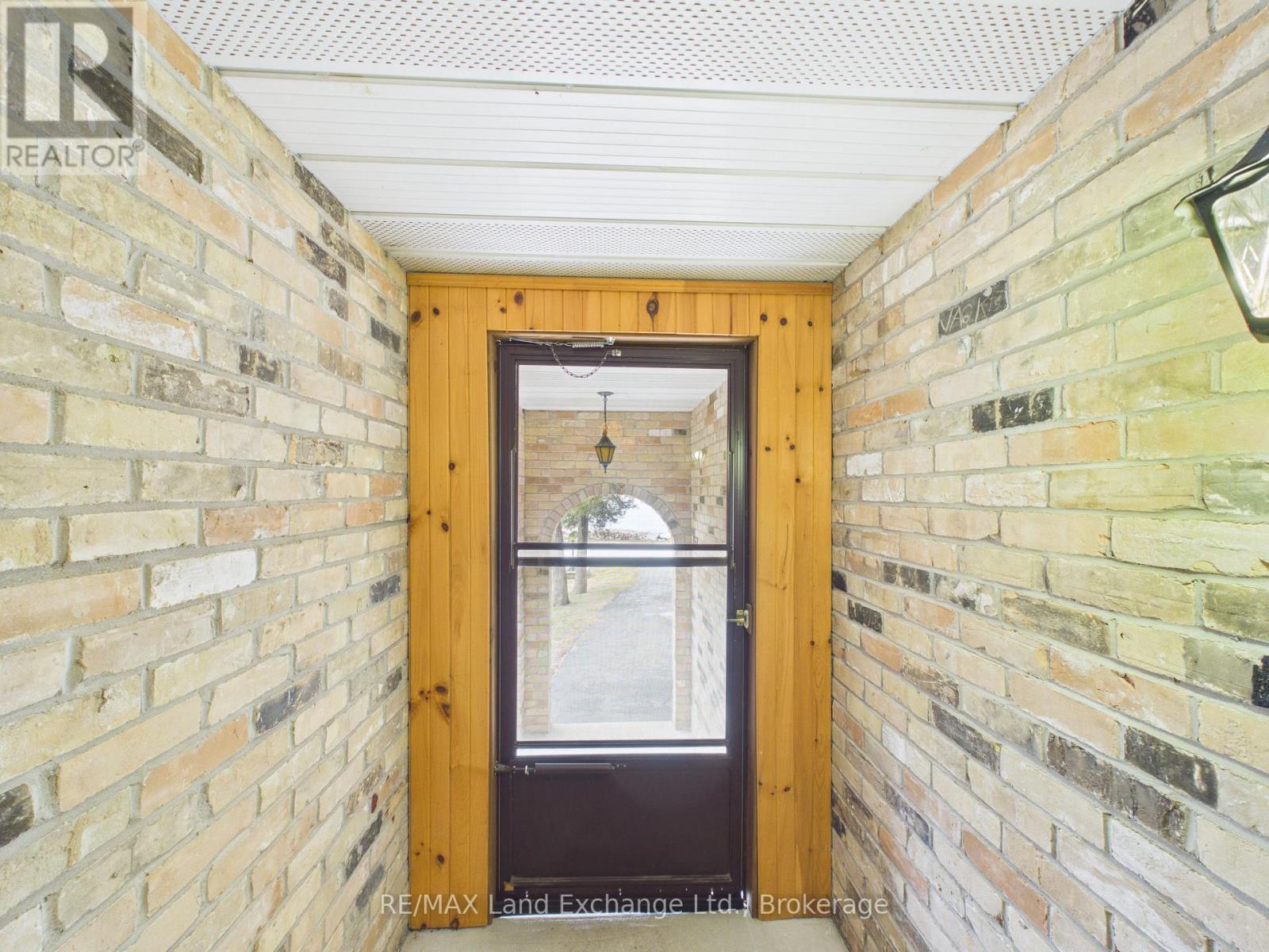 45 Goderich Street, Kincardine, Ontario  N2Z 2L2 - Photo 5 - X12989042