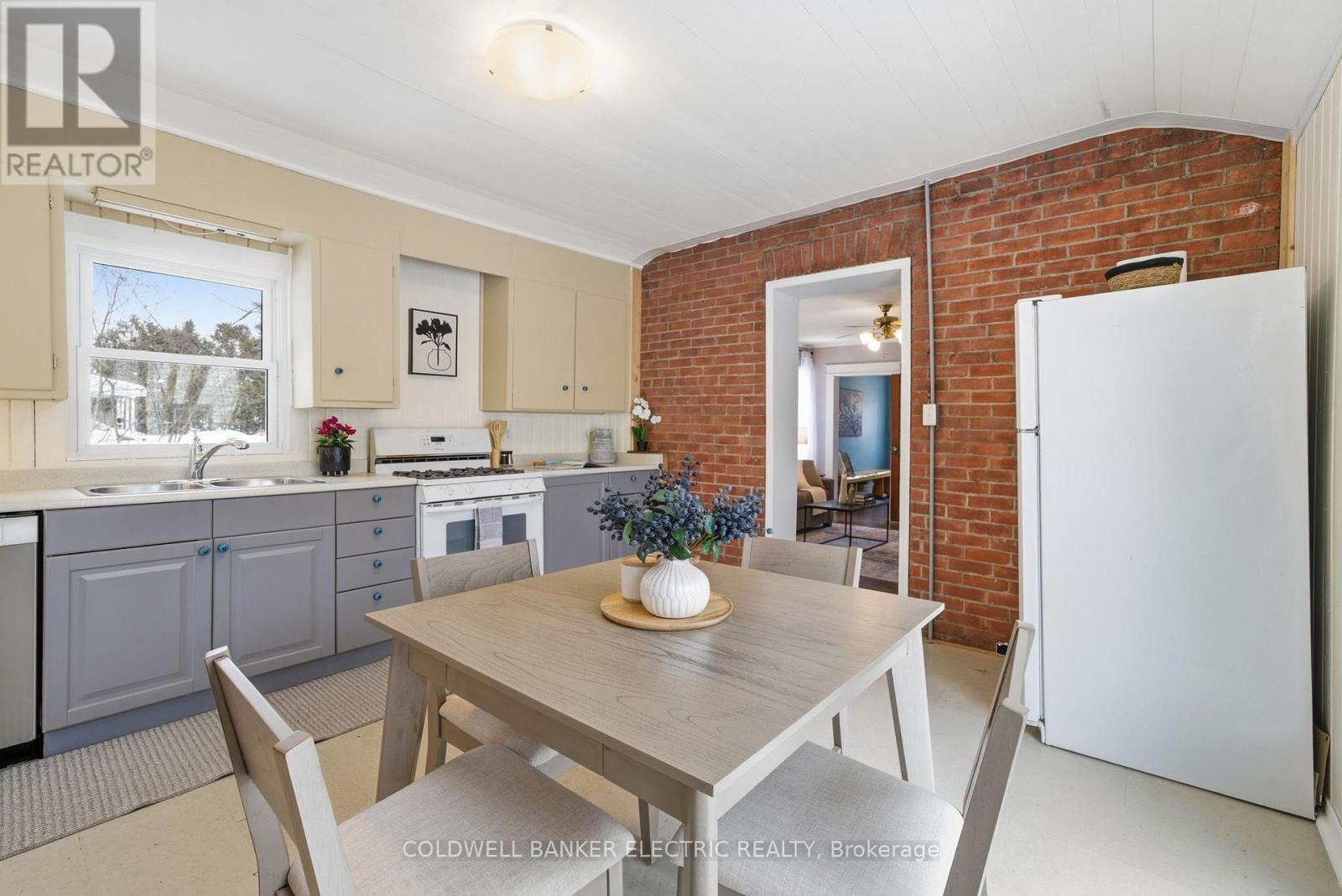 607 Armour Road, Peterborough, Ontario  K9H 1Z3 - Photo 21 - X12989038