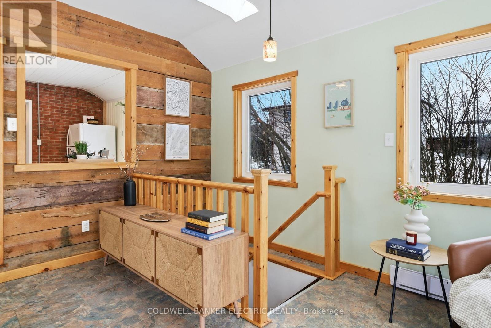 607 Armour Road, Peterborough, Ontario  K9H 1Z3 - Photo 24 - X12989038