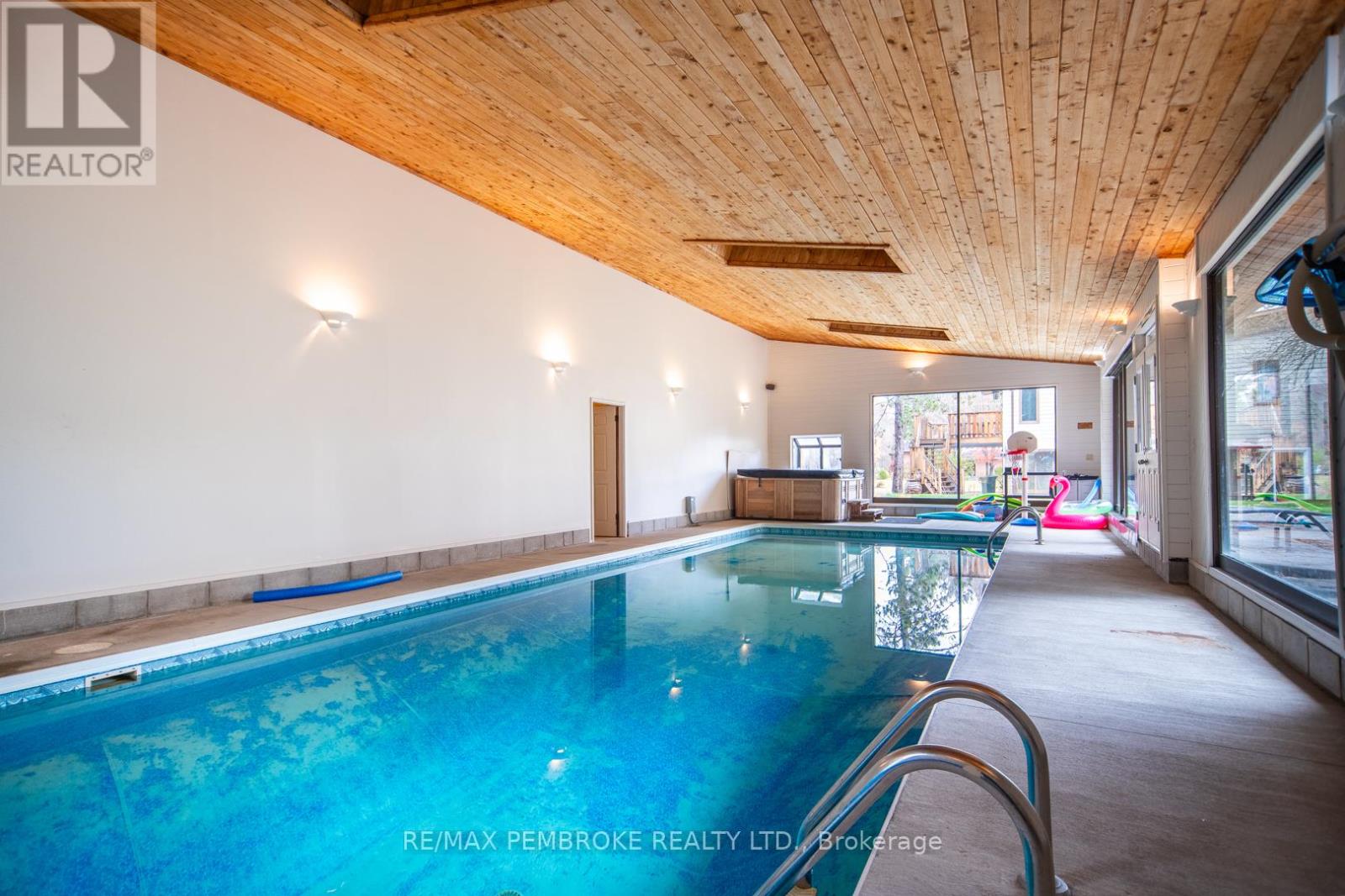 177 Sylvan Drive, Petawawa, Ontario  K8A 6W7 - Photo 29 - X12848004