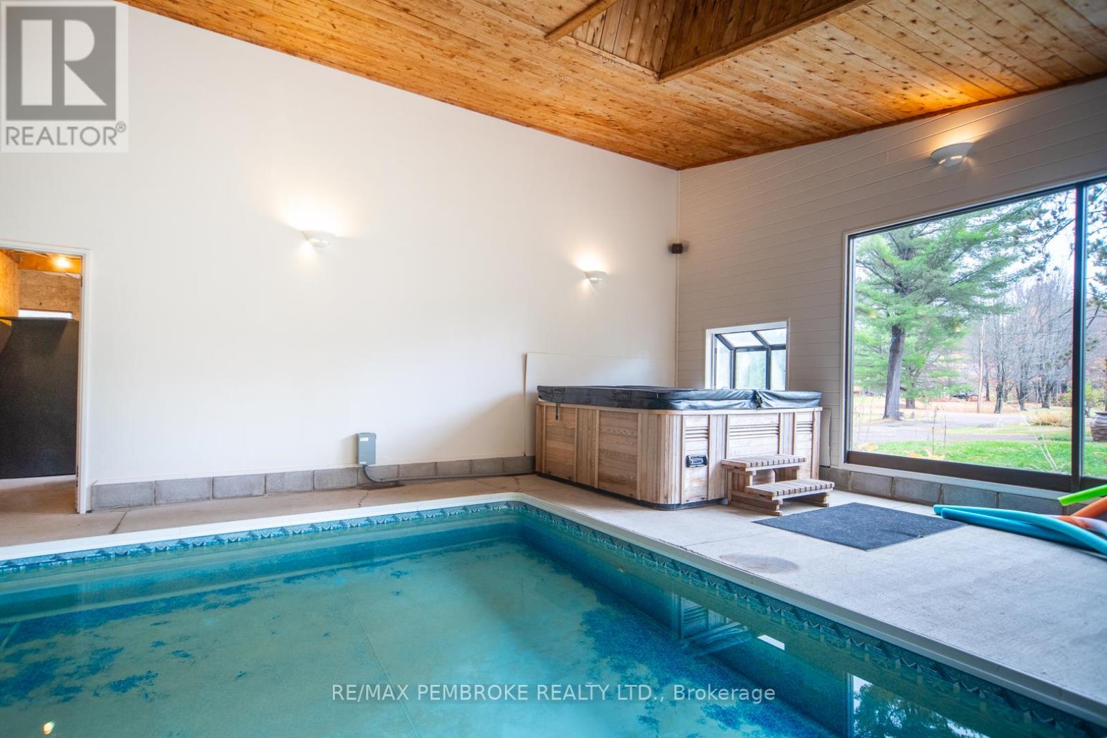 177 Sylvan Drive, Petawawa, Ontario  K8A 6W7 - Photo 30 - X12848004