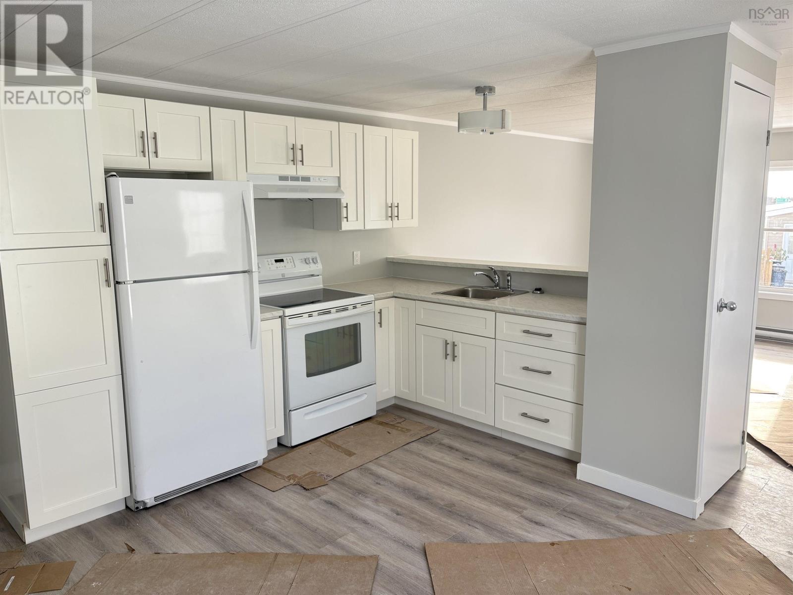 14 Florence Avenue, Dartmouth, Nova Scotia  B2W 2A5 - Photo 14 - 202602042