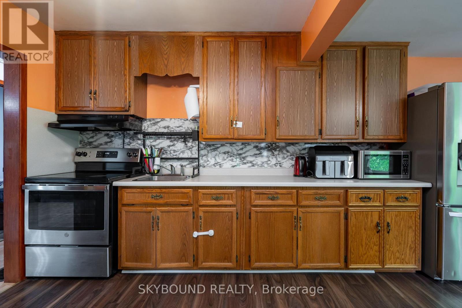 277 Hillside Drive, Woodstock, Ontario  N4S 2T9 - Photo 19 - X12713814