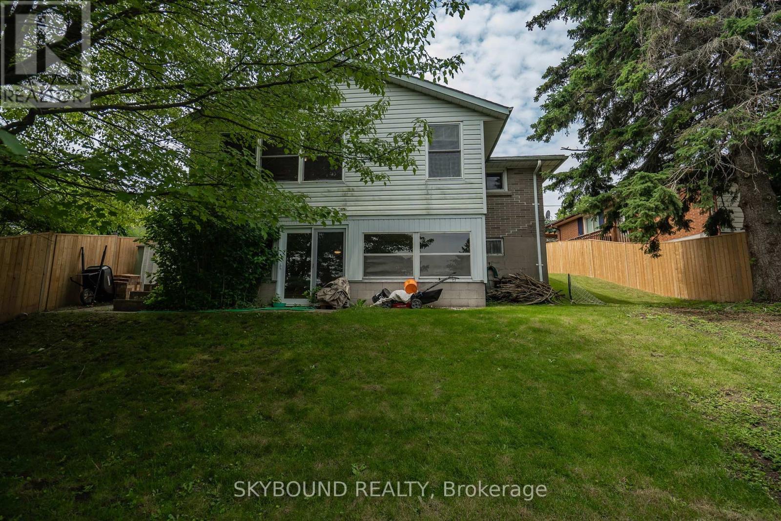 277 Hillside Drive, Woodstock, Ontario  N4S 2T9 - Photo 40 - X12713814