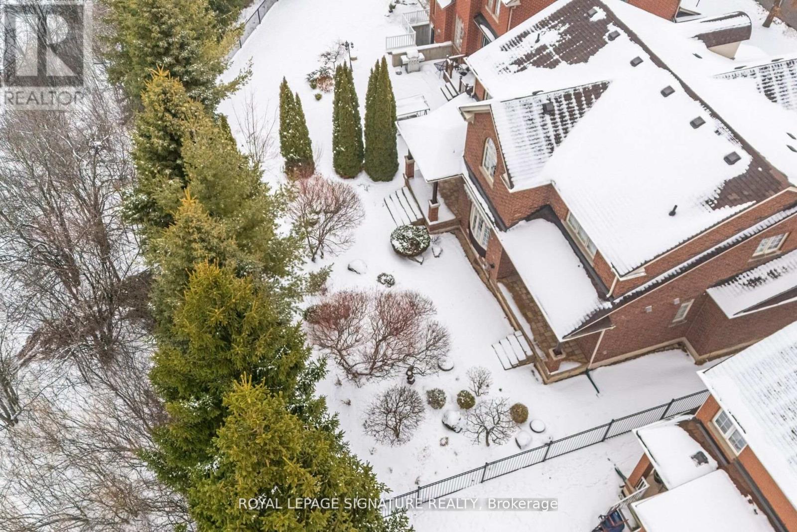 1592 Hallstone Road, Brampton, Ontario  L6Y 5K8 - Photo 47 - W12885906