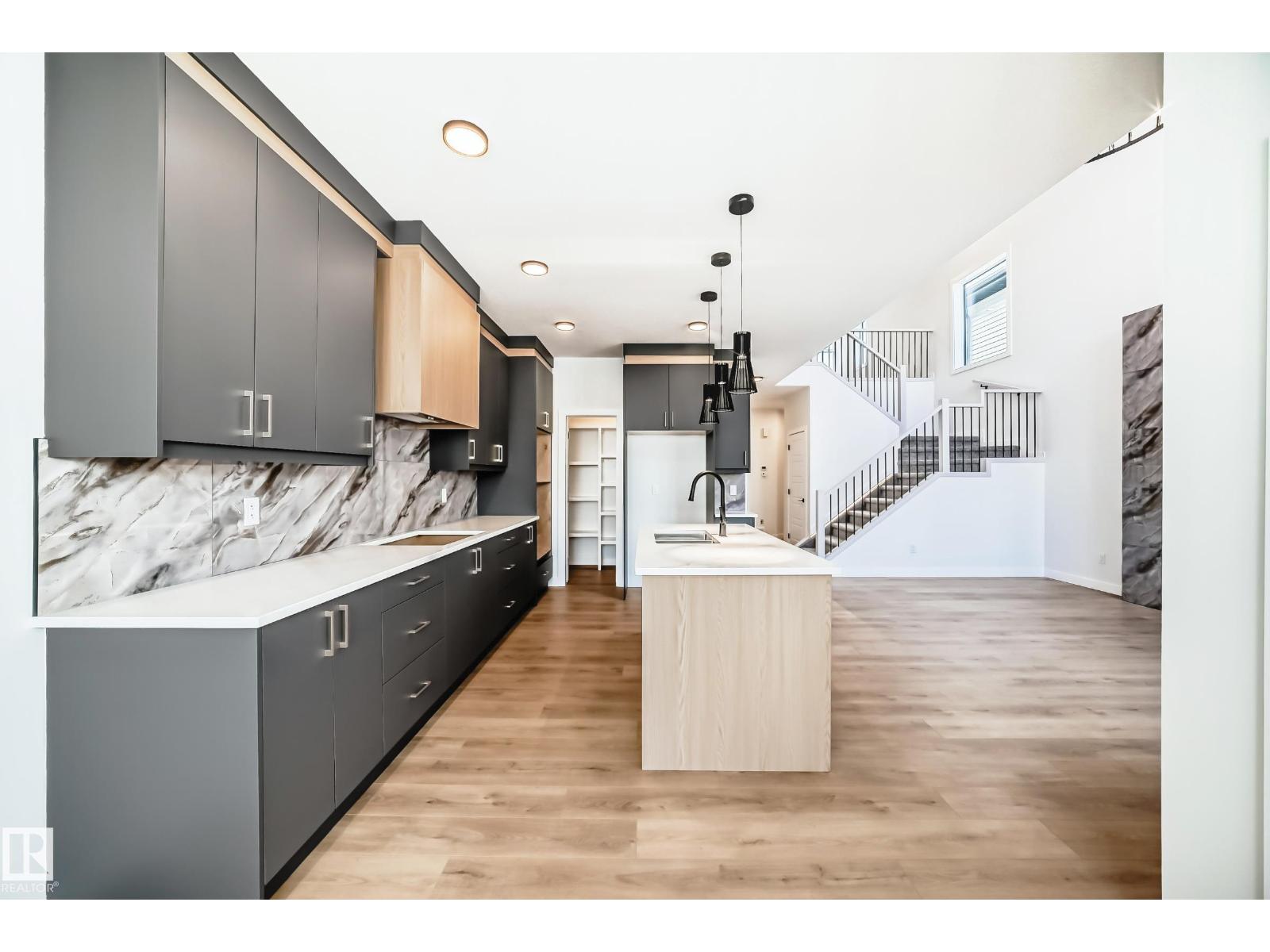 341 Roberts Wd, Leduc, Alberta  T9E 1G5 - Photo 7 - E4482003