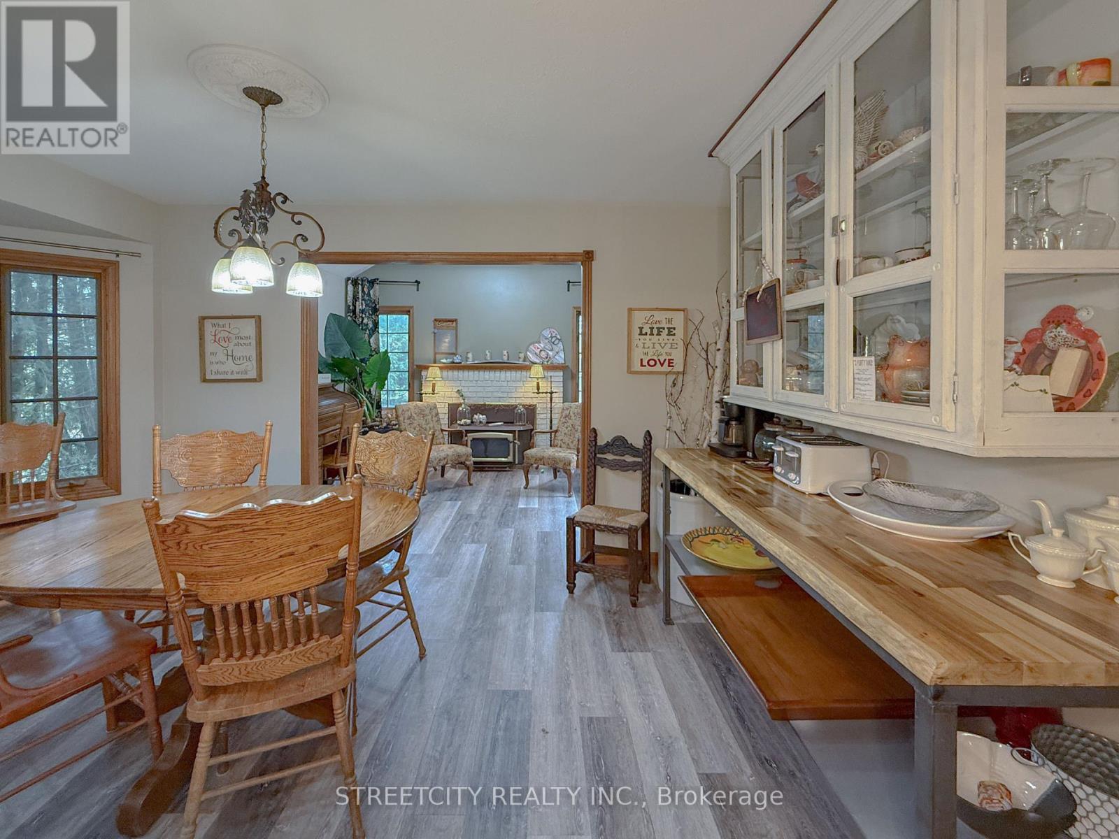 518 Camden Street, Chatham-Kent, Ontario  N0P 1M0 - Photo 4 - X12988994