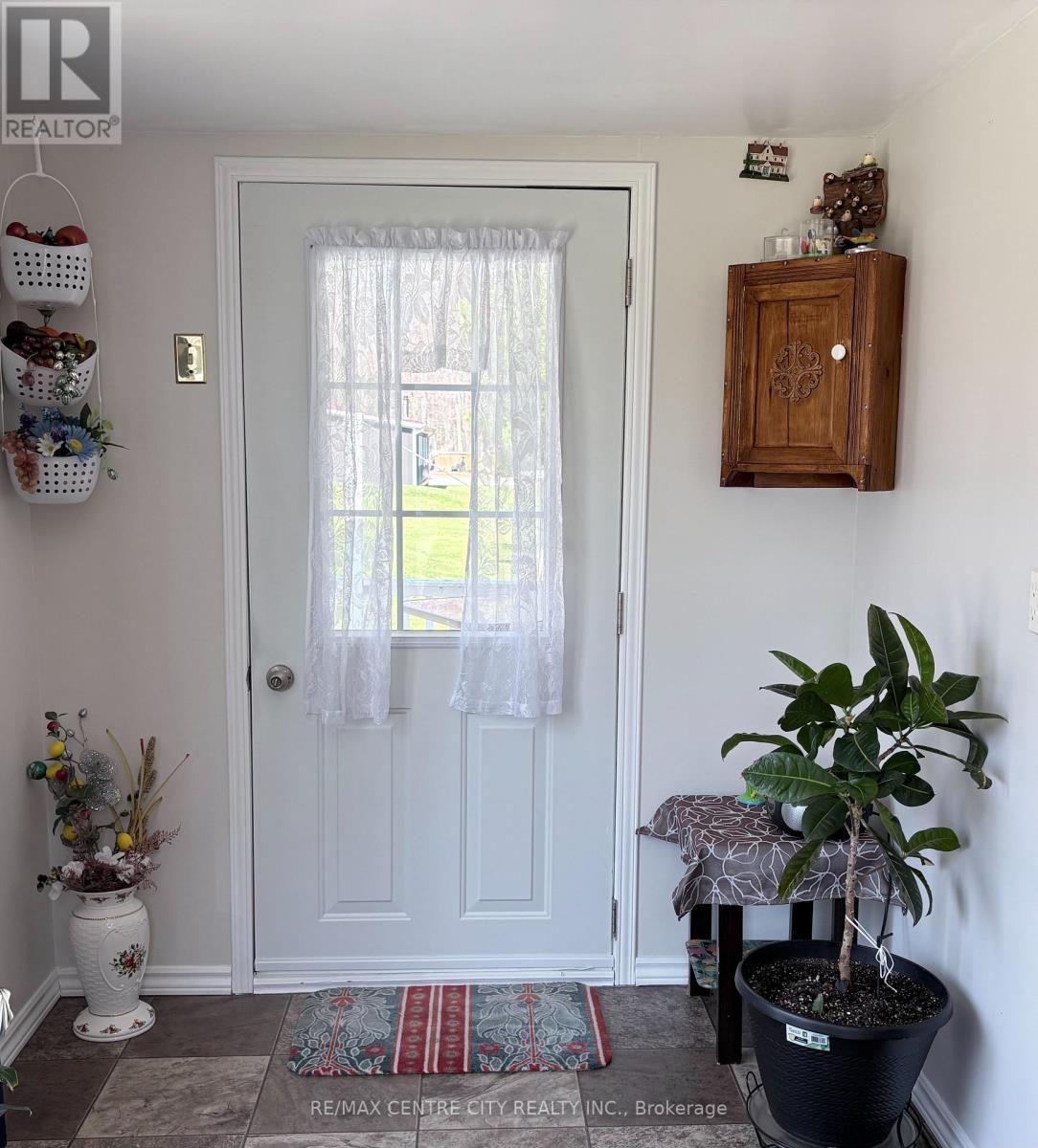 10 - 9275 Hacienda Road N, Malahide, Ontario  N5H 2R1 - Photo 15 - X12989056