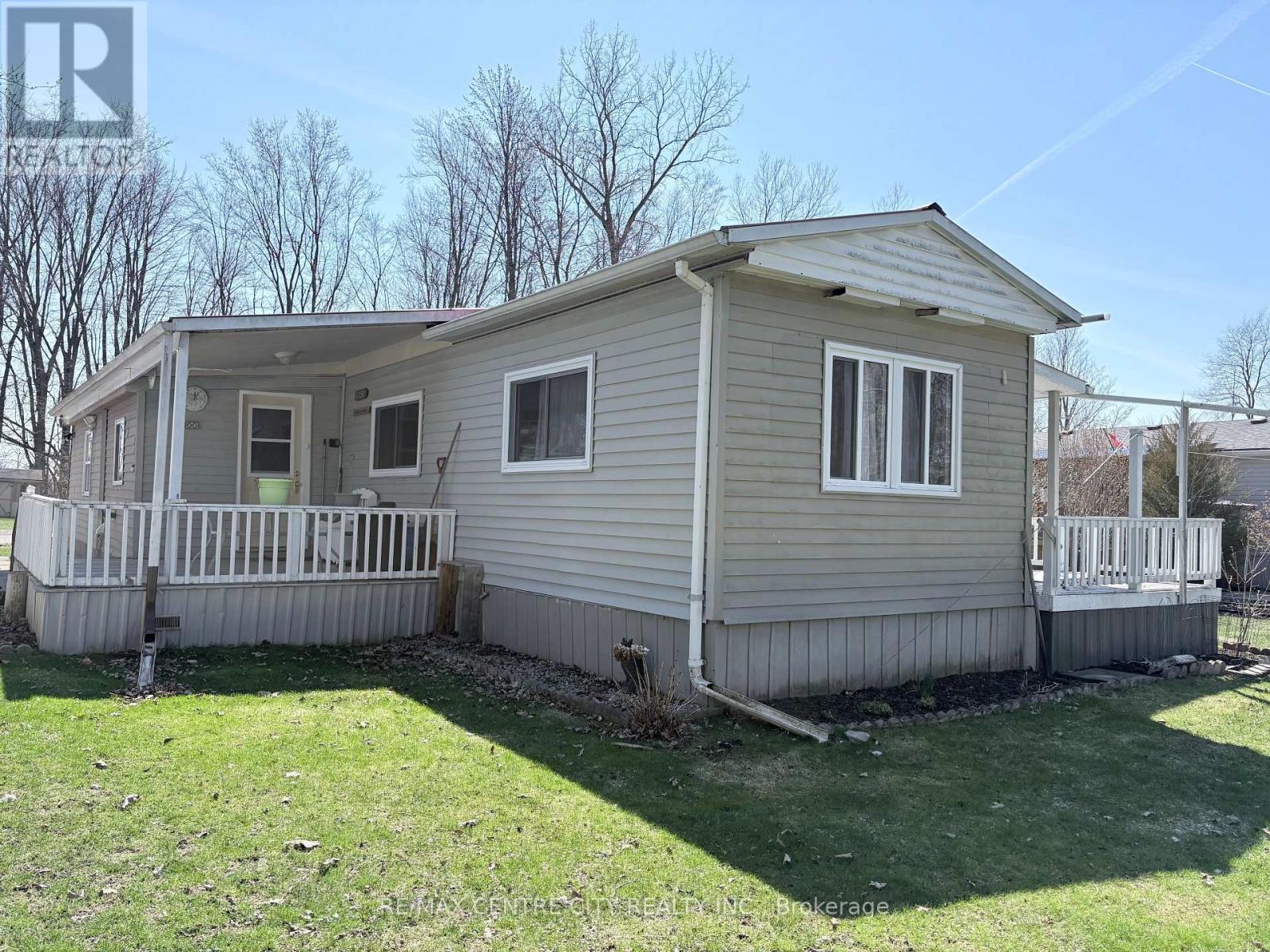 10 - 9275 Hacienda Road N, Malahide, Ontario  N5H 2R1 - Photo 2 - X12989056