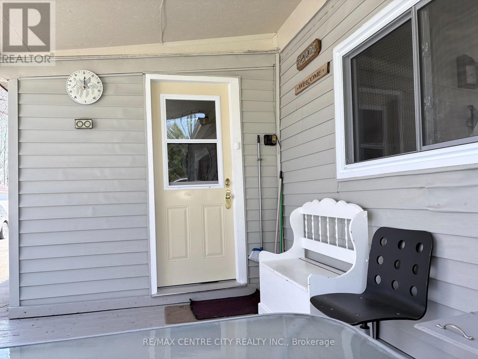 10 - 9275 Hacienda Road N, Malahide, Ontario  N5H 2R1 - Photo 3 - X12989056