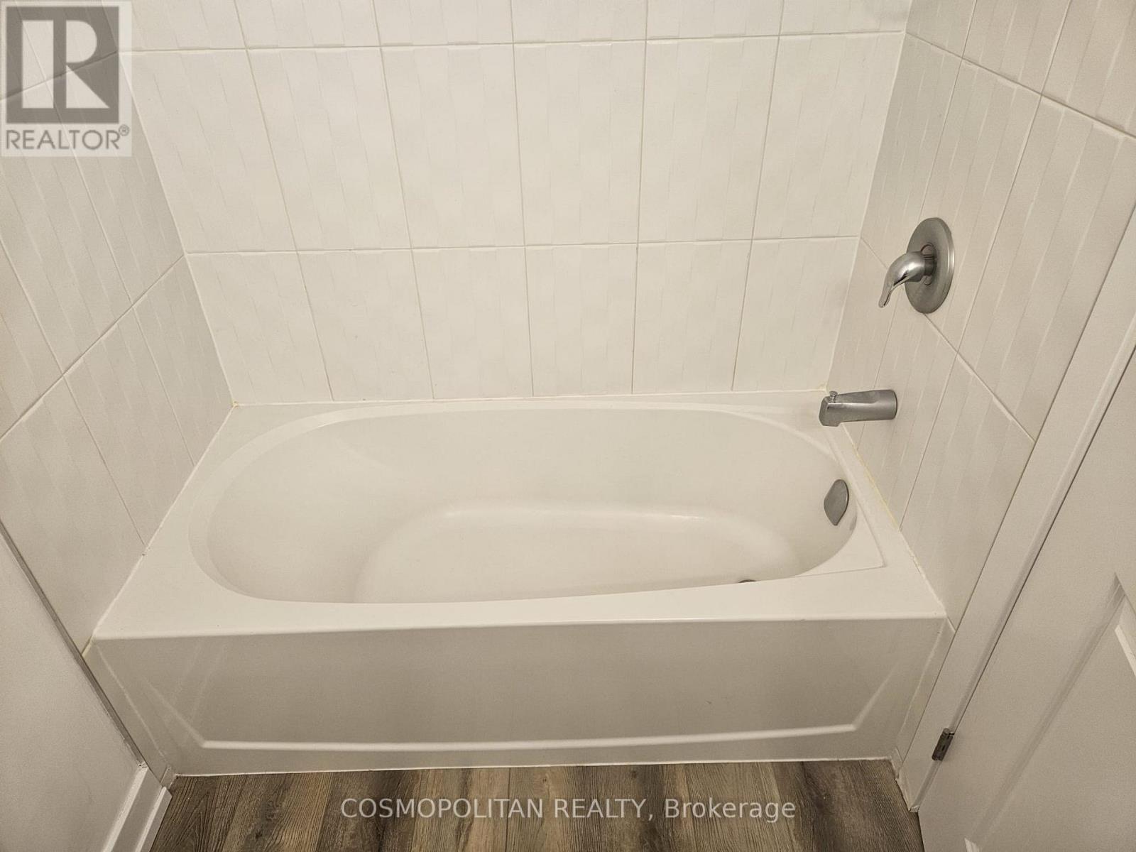 212 - 5055 Greenlane Road, Lincoln, Ontario  L3J 2J3 - Photo 18 - X12856972