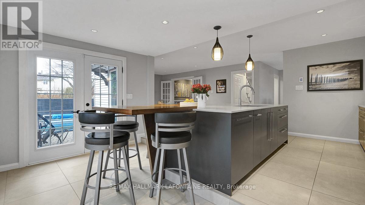 1288 Turner Crescent, Ottawa, Ontario  K1E 2Y4 - Photo 14 - X12989002