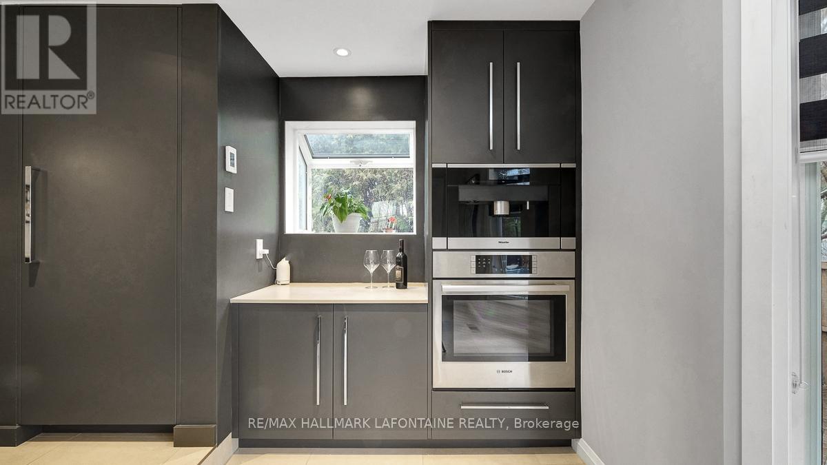 1288 Turner Crescent, Ottawa, Ontario  K1E 2Y4 - Photo 16 - X12989002