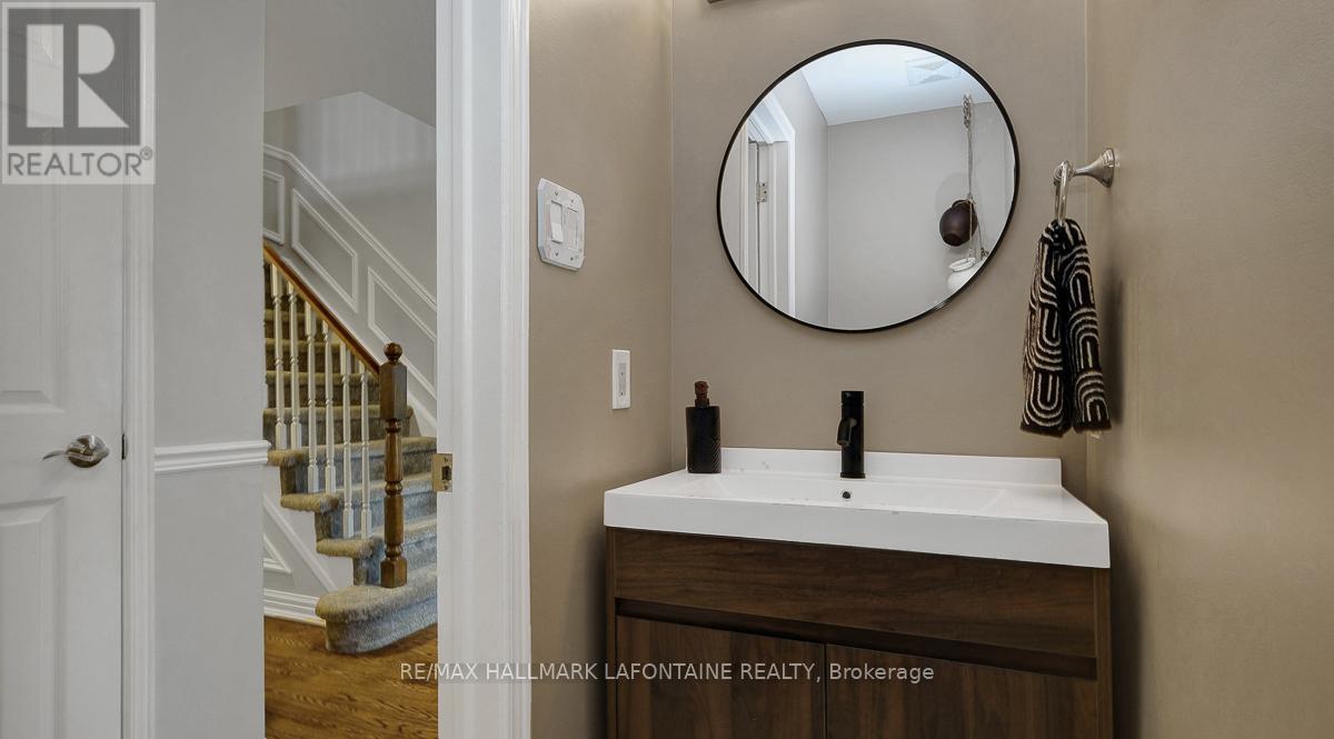 1288 Turner Crescent, Ottawa, Ontario  K1E 2Y4 - Photo 17 - X12989002