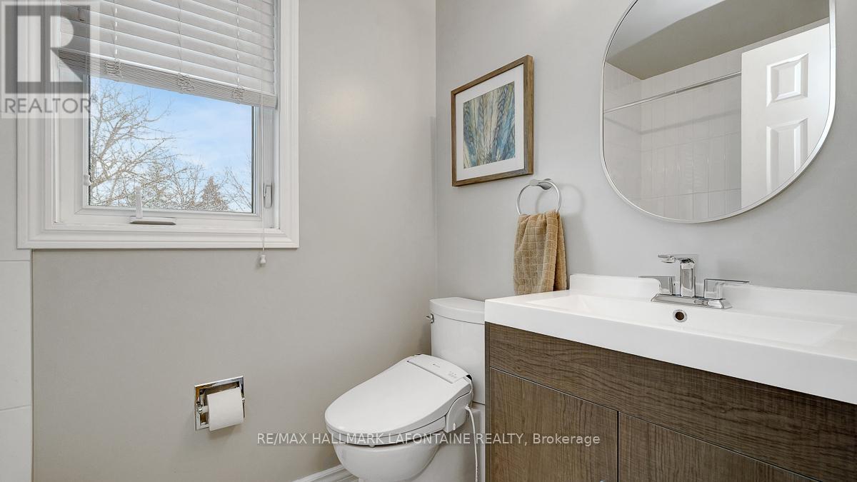 1288 Turner Crescent, Ottawa, Ontario  K1E 2Y4 - Photo 31 - X12989002