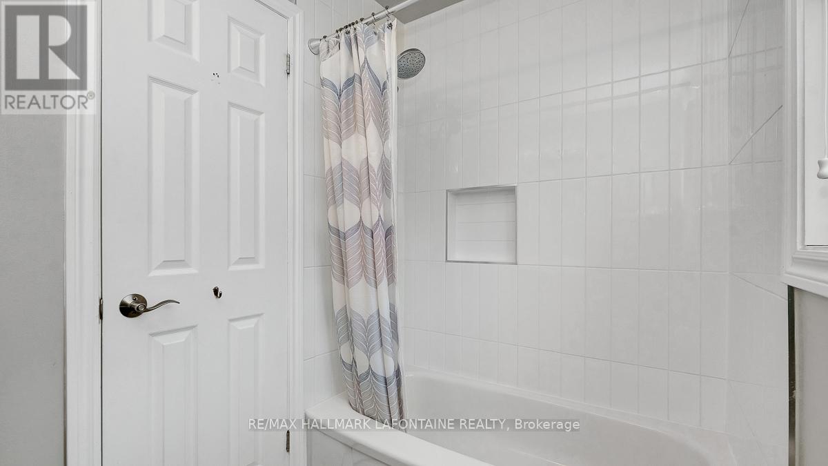 1288 Turner Crescent, Ottawa, Ontario  K1E 2Y4 - Photo 32 - X12989002