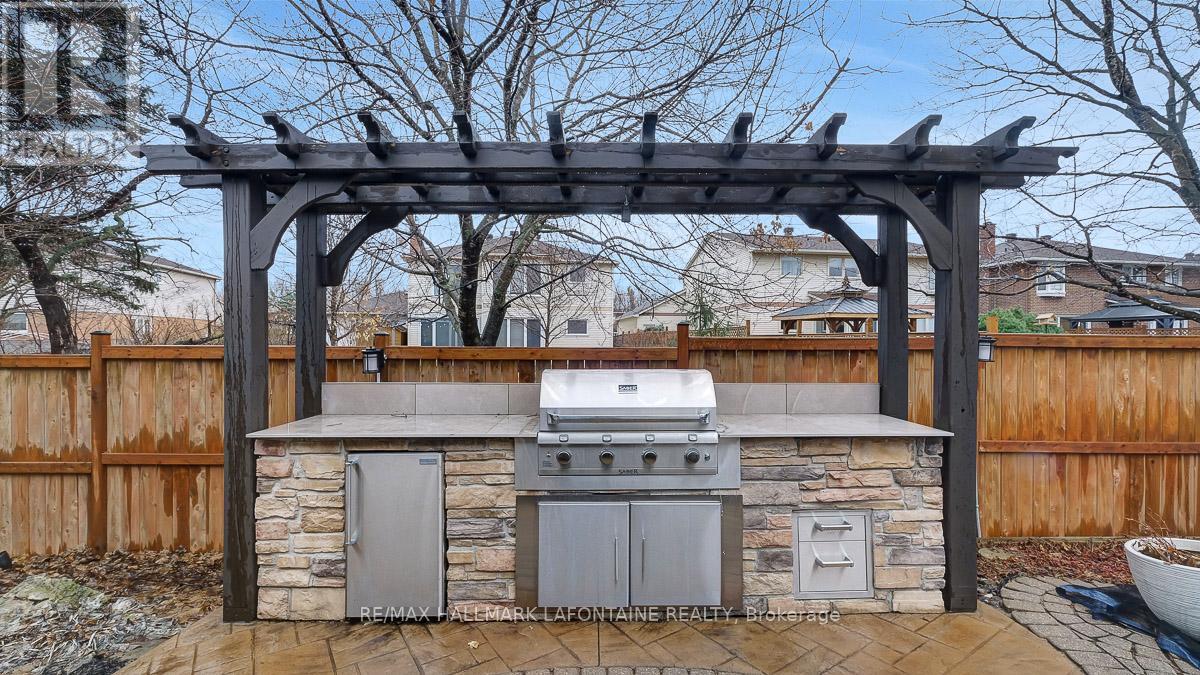 1288 Turner Crescent, Ottawa, Ontario  K1E 2Y4 - Photo 41 - X12989002