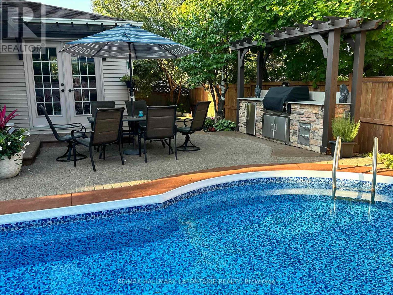 1288 Turner Crescent, Ottawa, Ontario  K1E 2Y4 - Photo 46 - X12989002