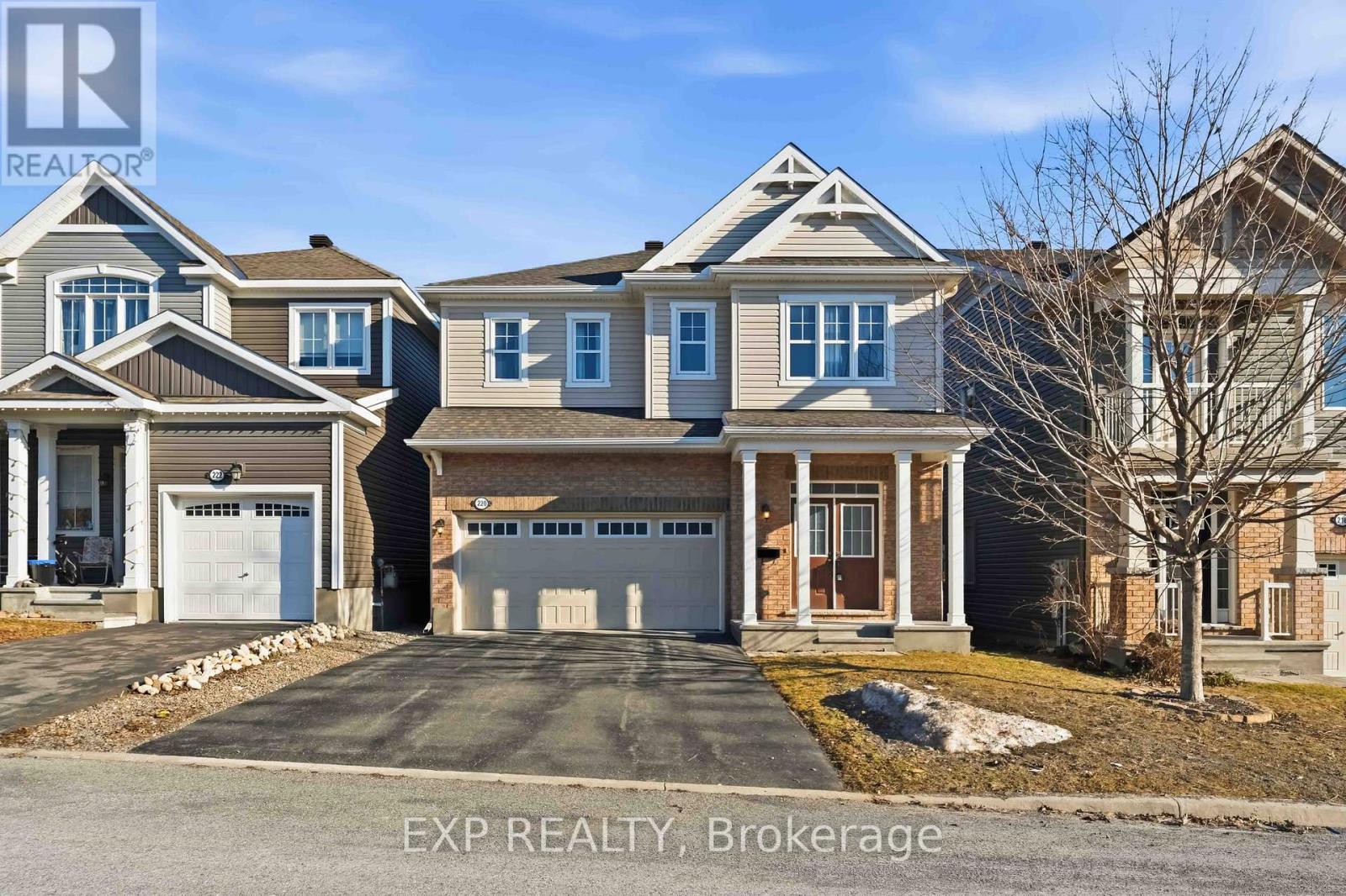 220 WILLOWDUSK STREET, Ottawa, Ontario