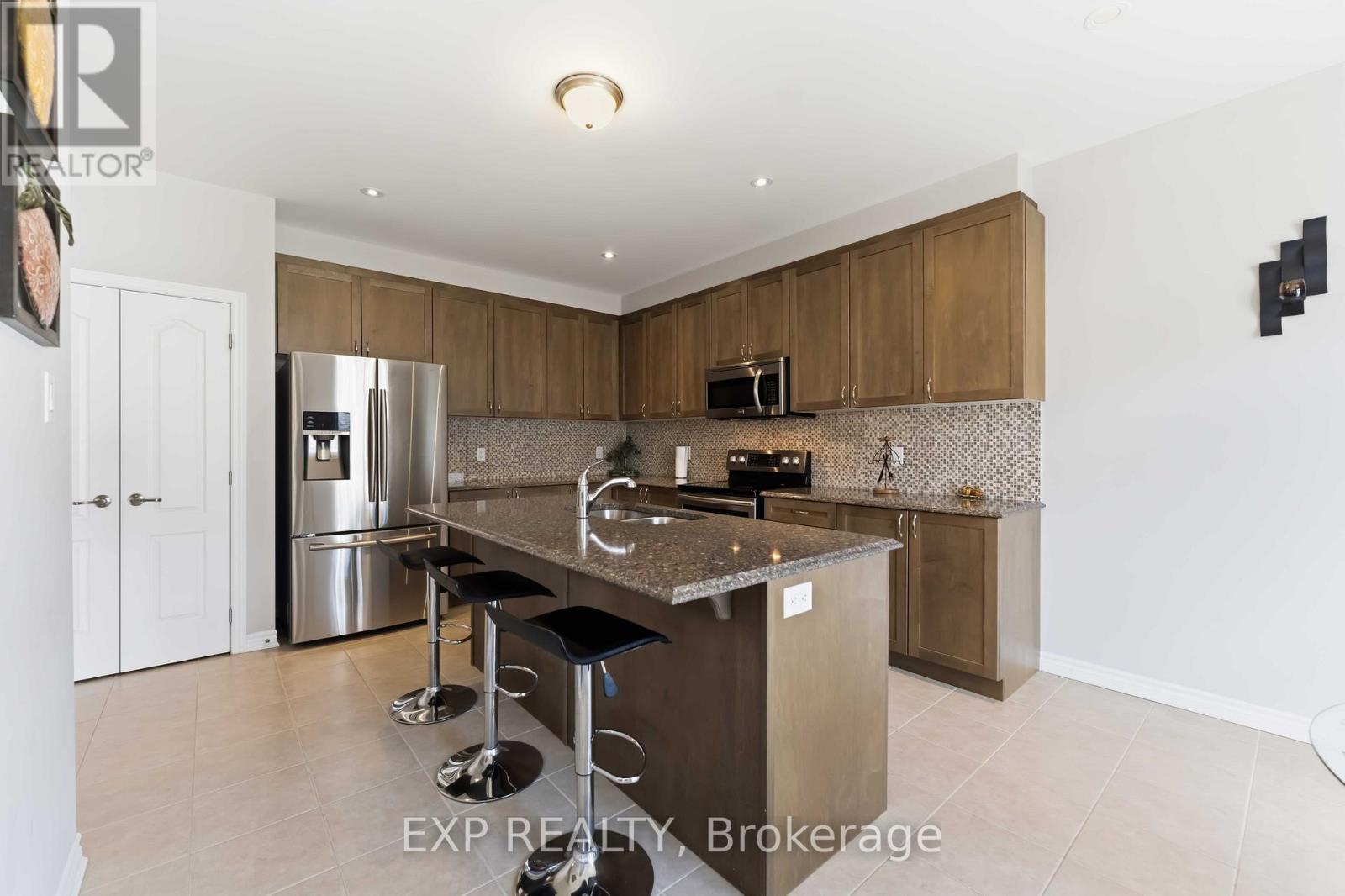 220 Willowdusk Street, Ottawa, Ontario  K2M 0L3 - Photo 17 - X12989006