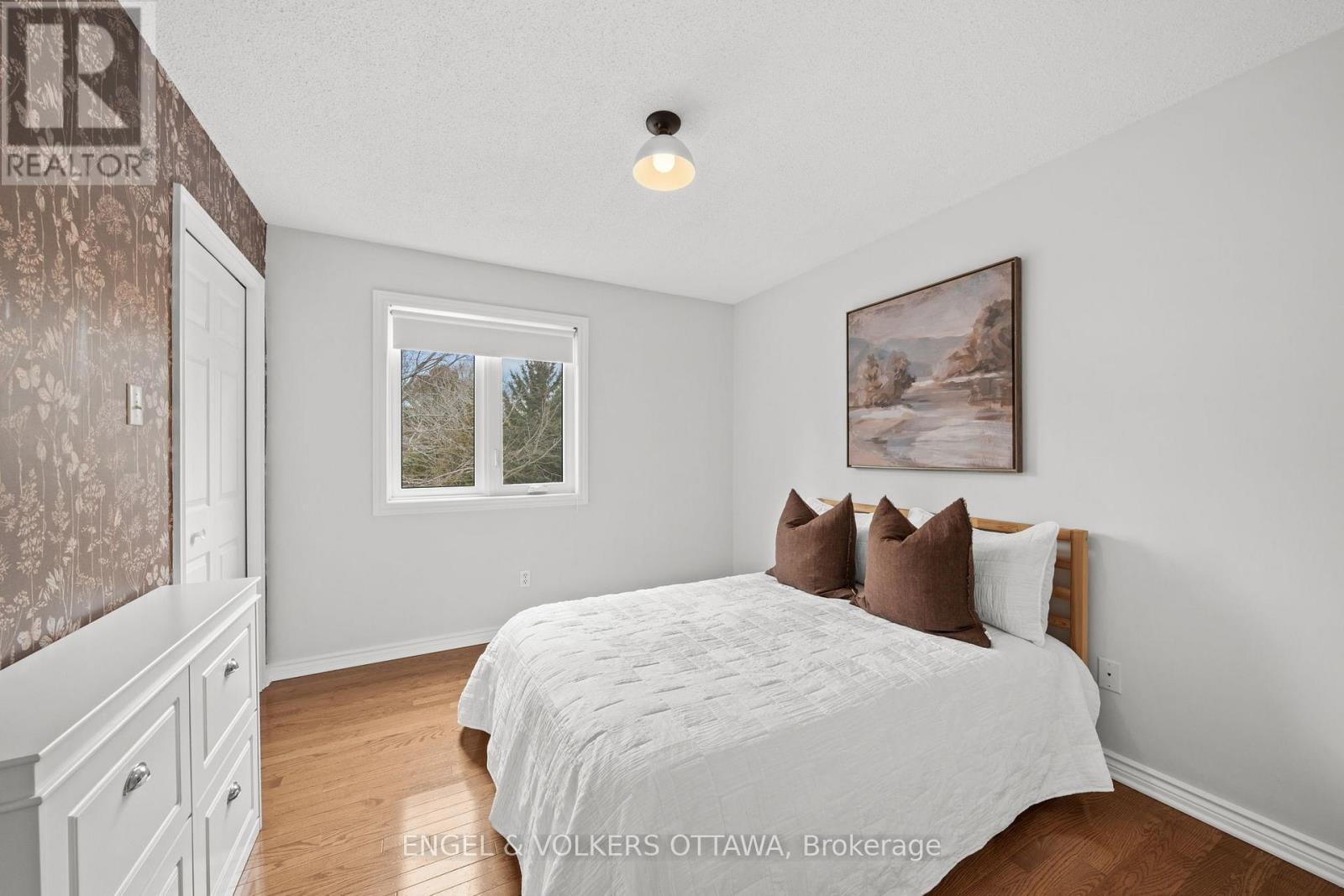 129 Corvinelli Crescent, Russell, Ontario  K4R 1G4 - Photo 28 - X12989008