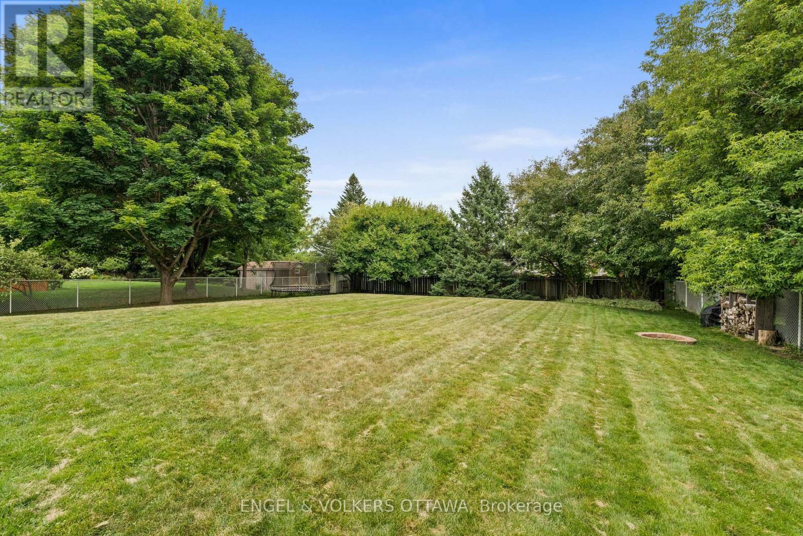 129 Corvinelli Crescent, Russell, Ontario  K4R 1G4 - Photo 37 - X12989008