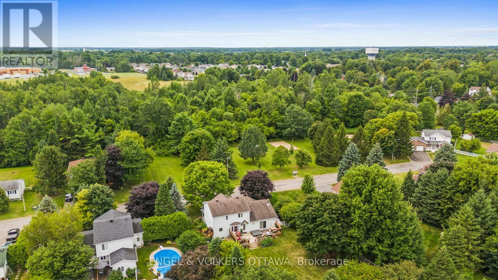 129 Corvinelli Crescent, Russell, Ontario  K4R 1G4 - Photo 45 - X12989008