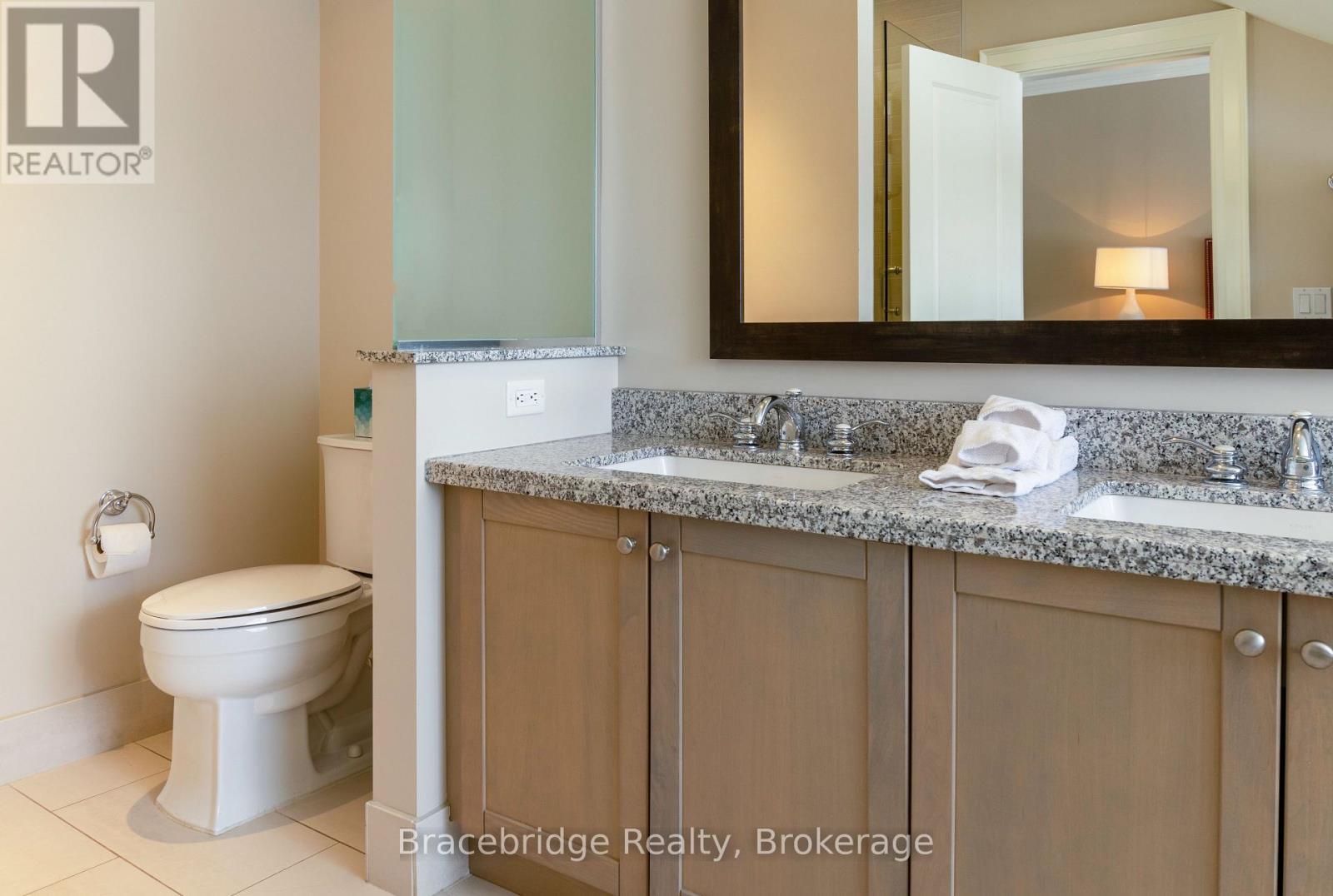 G104-D2 - 1869 Muskoka Road 118 Highway W, Muskoka Lakes, Ontario  P1L 1W8 - Photo 22 - X12857606