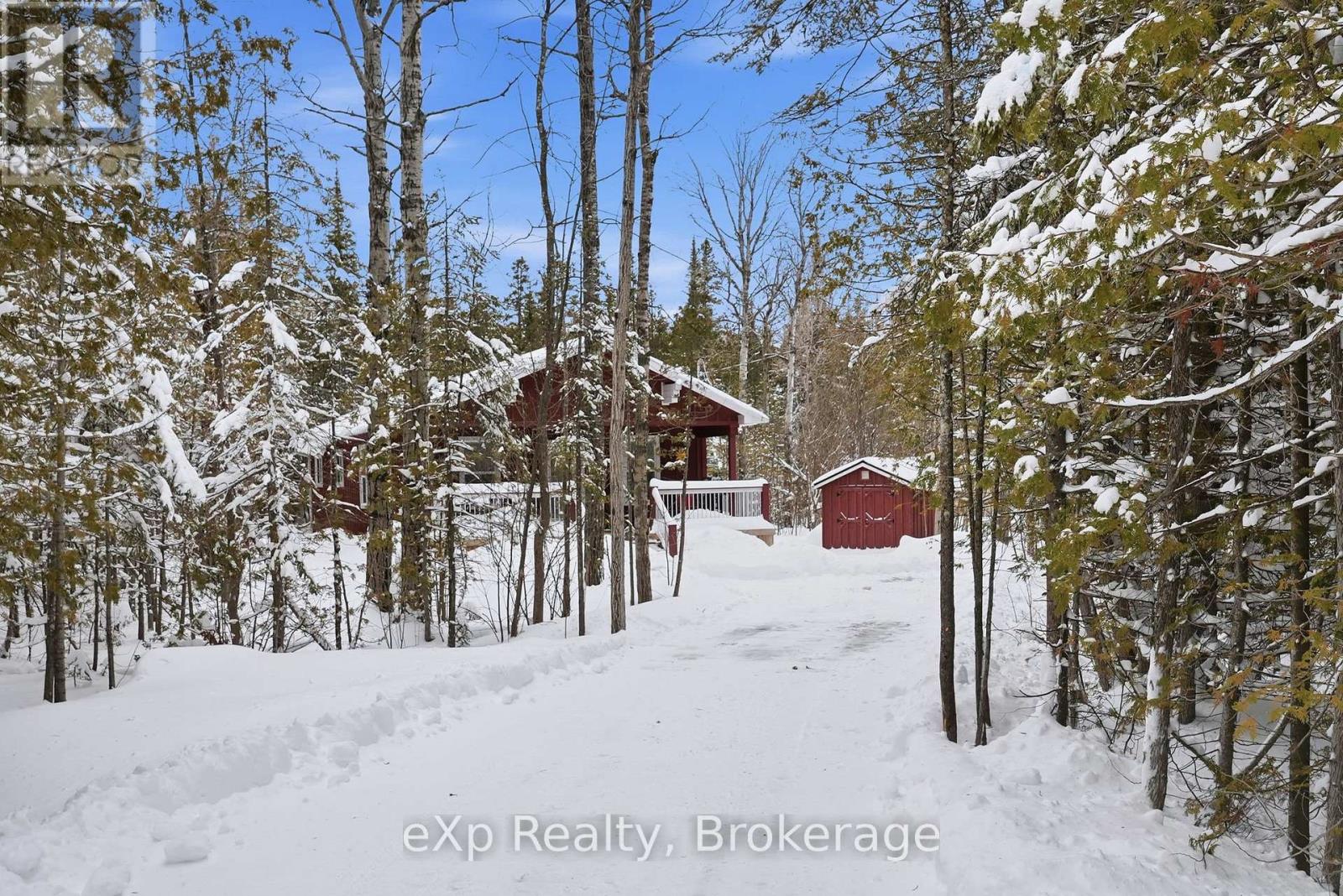 38 Miller Lake Road, Northern Bruce Peninsula, Ontario  N0H 1Z0 - Photo 10 - X12902374