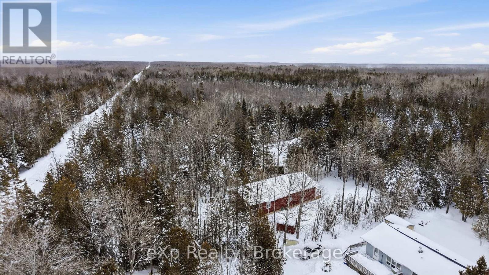 38 Miller Lake Road, Northern Bruce Peninsula, Ontario  N0H 1Z0 - Photo 38 - X12902374