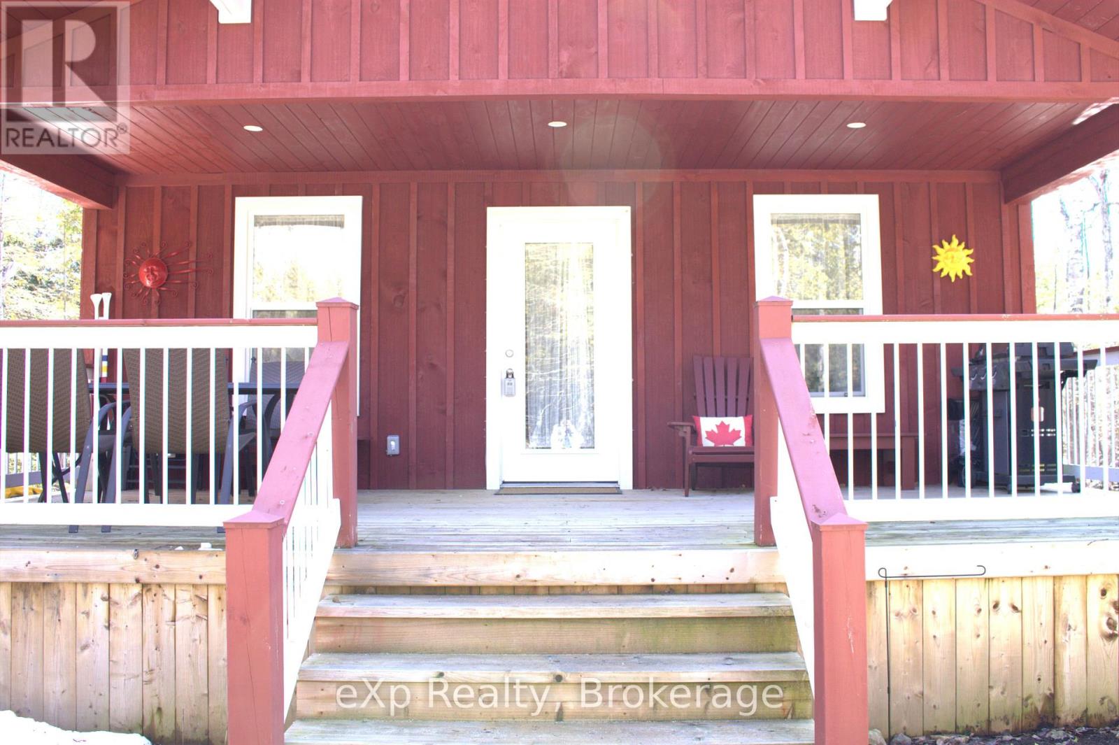 38 Miller Lake Road, Northern Bruce Peninsula, Ontario  N0H 1Z0 - Photo 4 - X12902374
