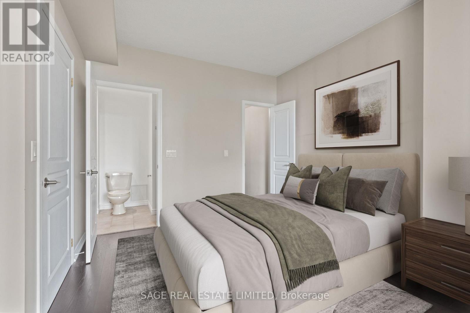 803 - 1 Deer Park Crescent, Toronto, Ontario  M4V 3C4 - Photo 12 - C12988978