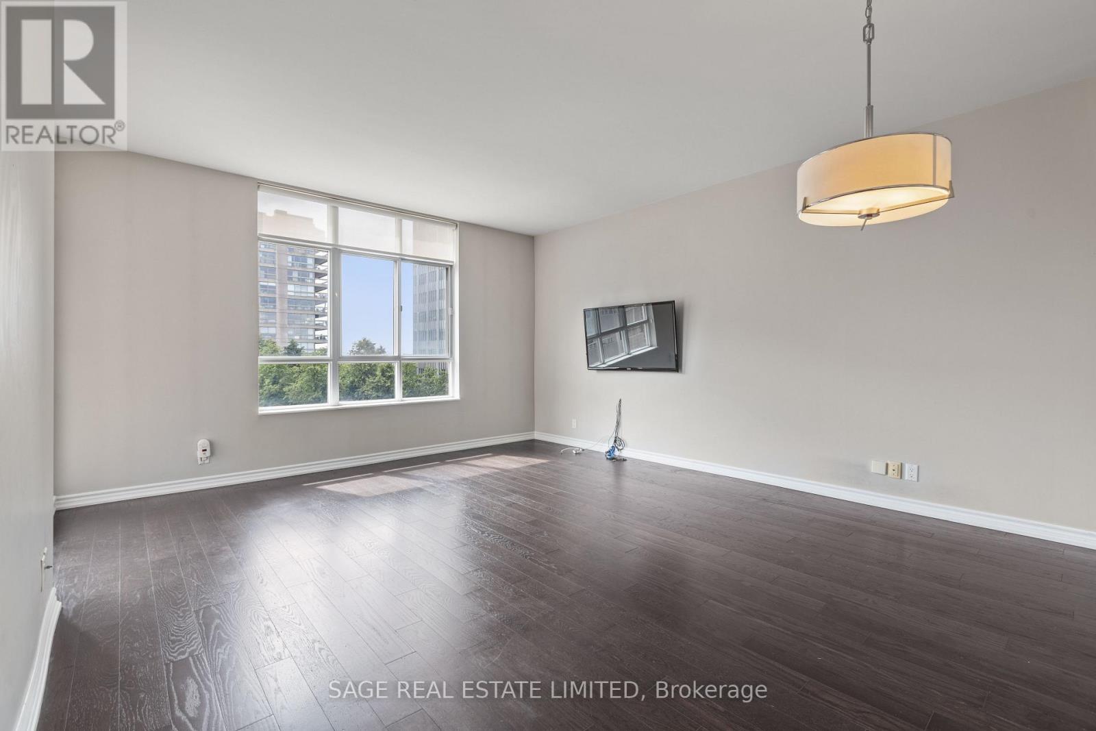 803 - 1 Deer Park Crescent, Toronto, Ontario  M4V 3C4 - Photo 35 - C12988978