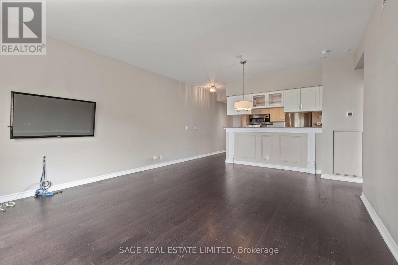 803 - 1 Deer Park Crescent, Toronto, Ontario  M4V 3C4 - Photo 37 - C12988978