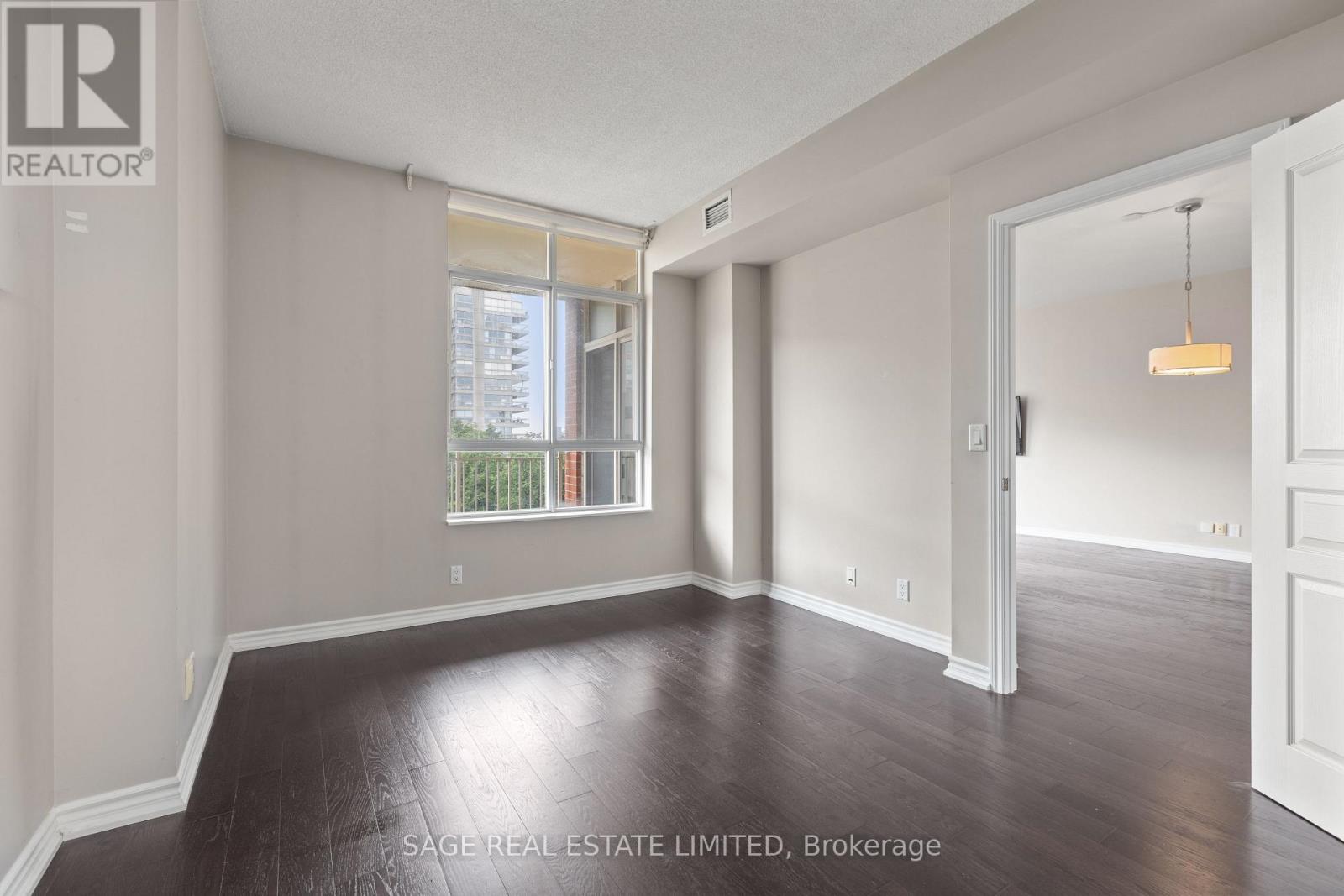 803 - 1 Deer Park Crescent, Toronto, Ontario  M4V 3C4 - Photo 42 - C12988978