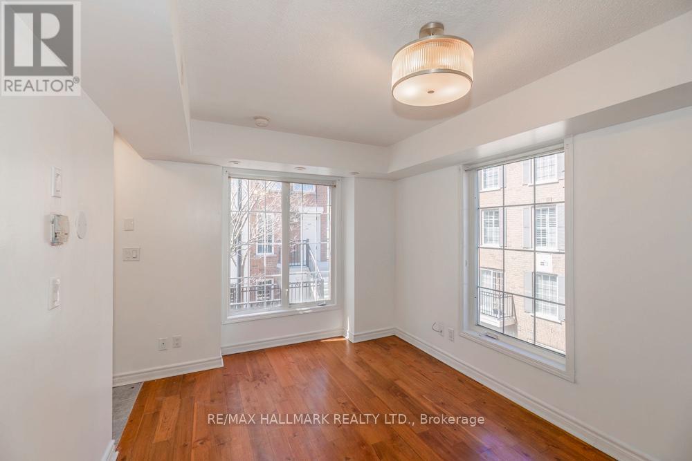 761 - 5 Everson Drive, Toronto, Ontario  M2N 7C3 - Photo 4 - C12989016