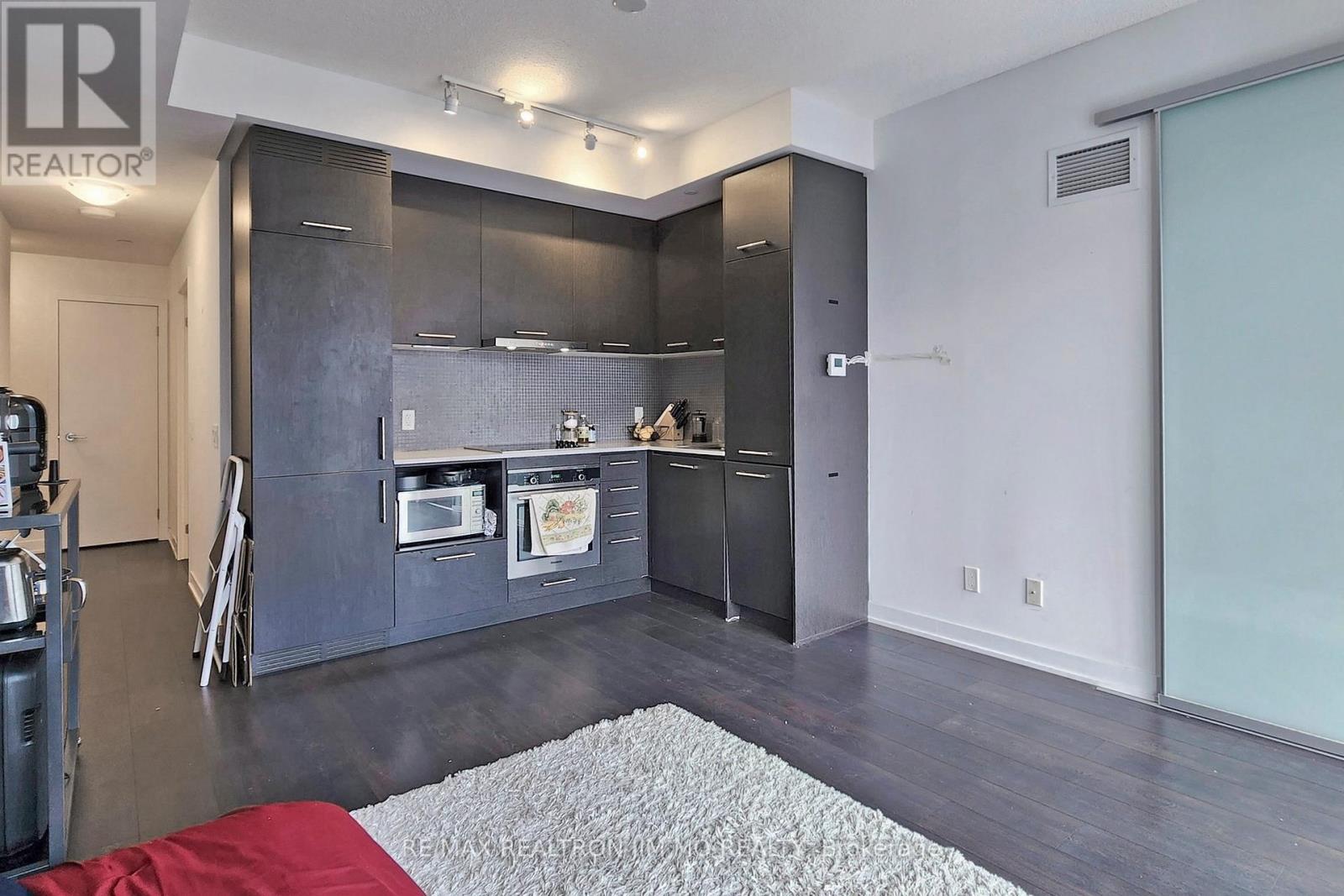 3813 - 87 Peter Street, Toronto, Ontario  M5V 2G4 - Photo 5 - C12989030