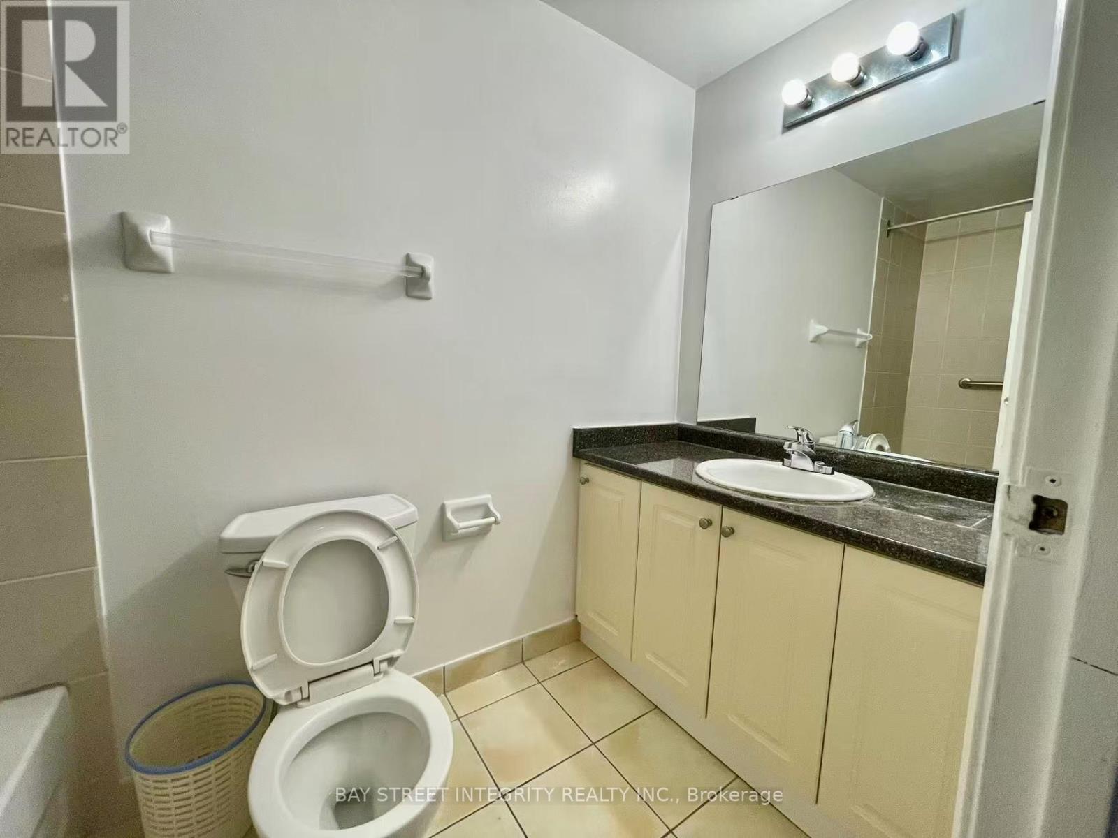 115 Rock Fern Way, Toronto, Ontario  M2J 4N3 - Photo 12 - C12989036