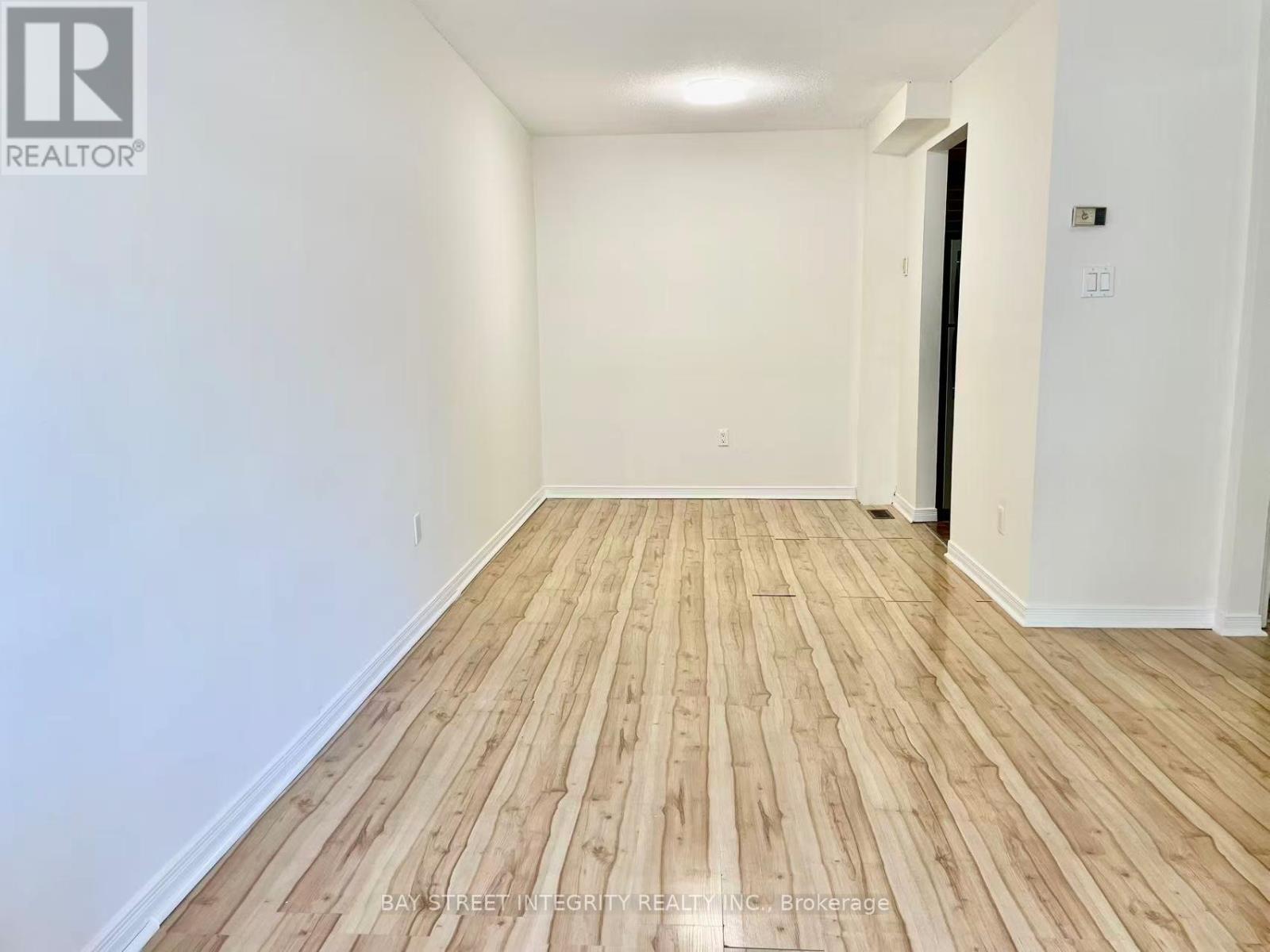 115 Rock Fern Way, Toronto, Ontario  M2J 4N3 - Photo 4 - C12989036