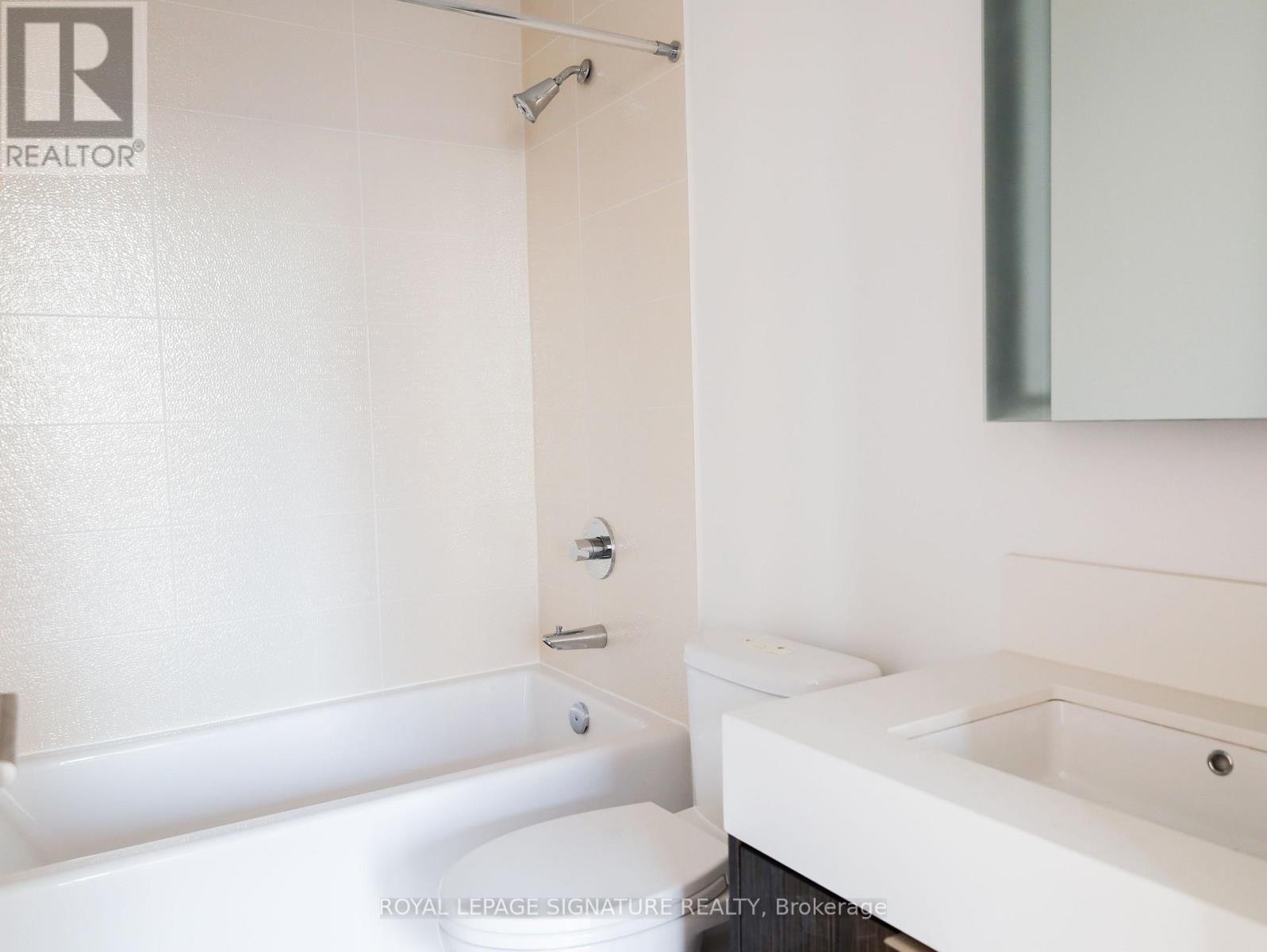 3205 - 10 York Street, Toronto, Ontario  M5J 0E1 - Photo 10 - C12989076