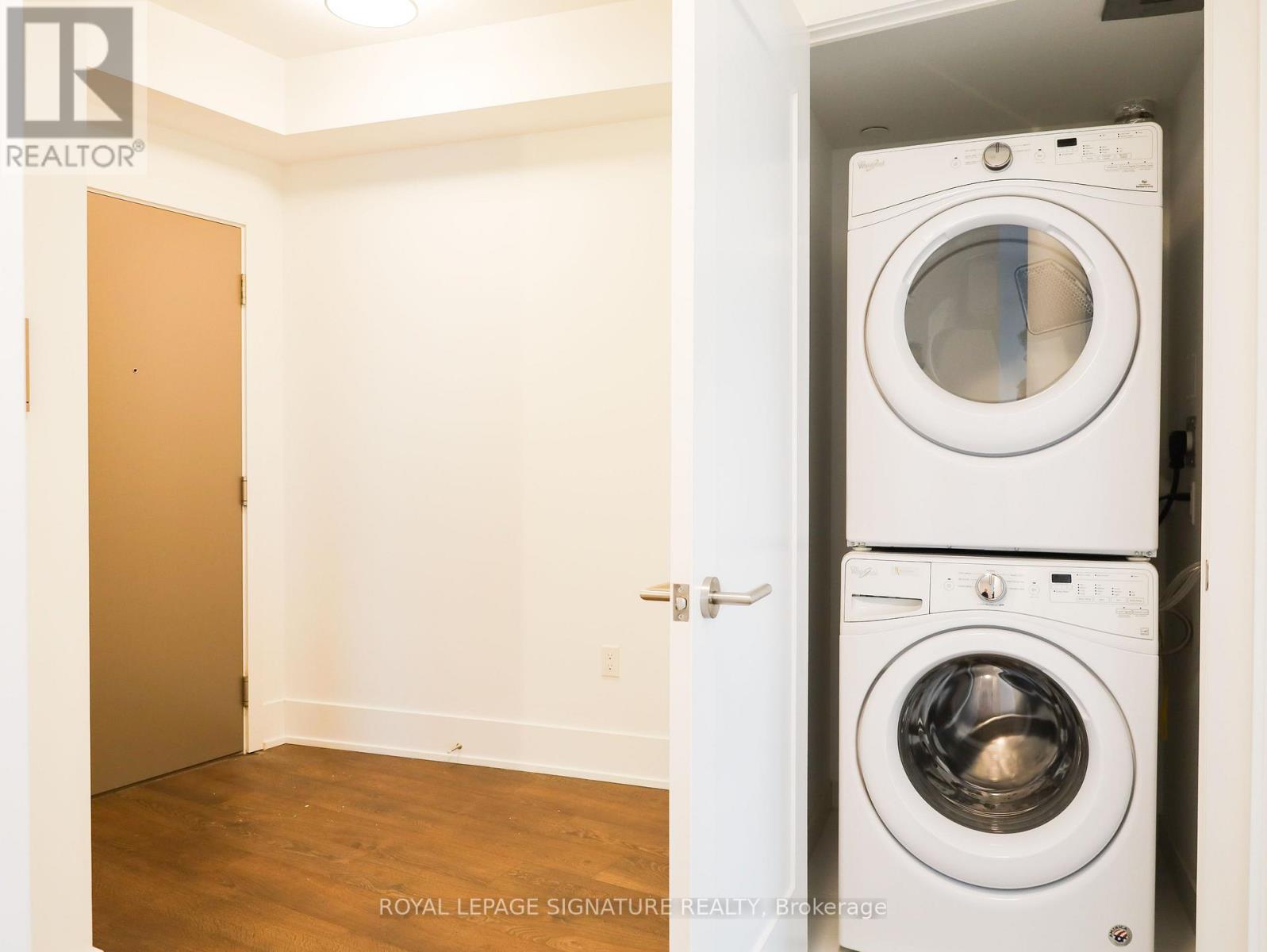 3205 - 10 York Street, Toronto, Ontario  M5J 0E1 - Photo 5 - C12989076