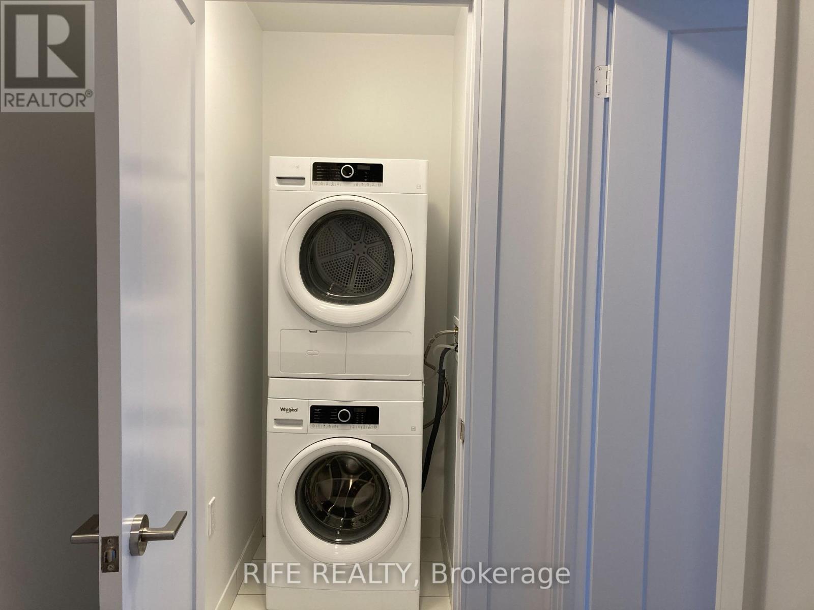 2017 - 275 Village Green Square, Toronto, Ontario  M1S 0L8 - Photo 7 - E12988982