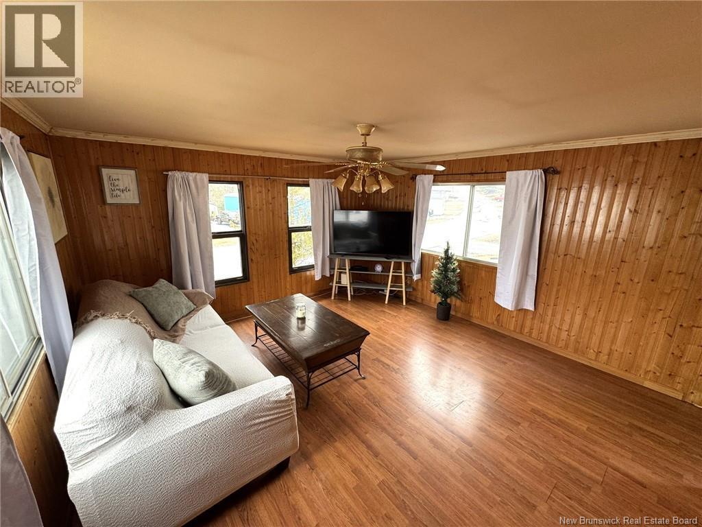 60 Glenview Drive, Saint John, New Brunswick  E2H 2R6 - Photo 12 - NB136481